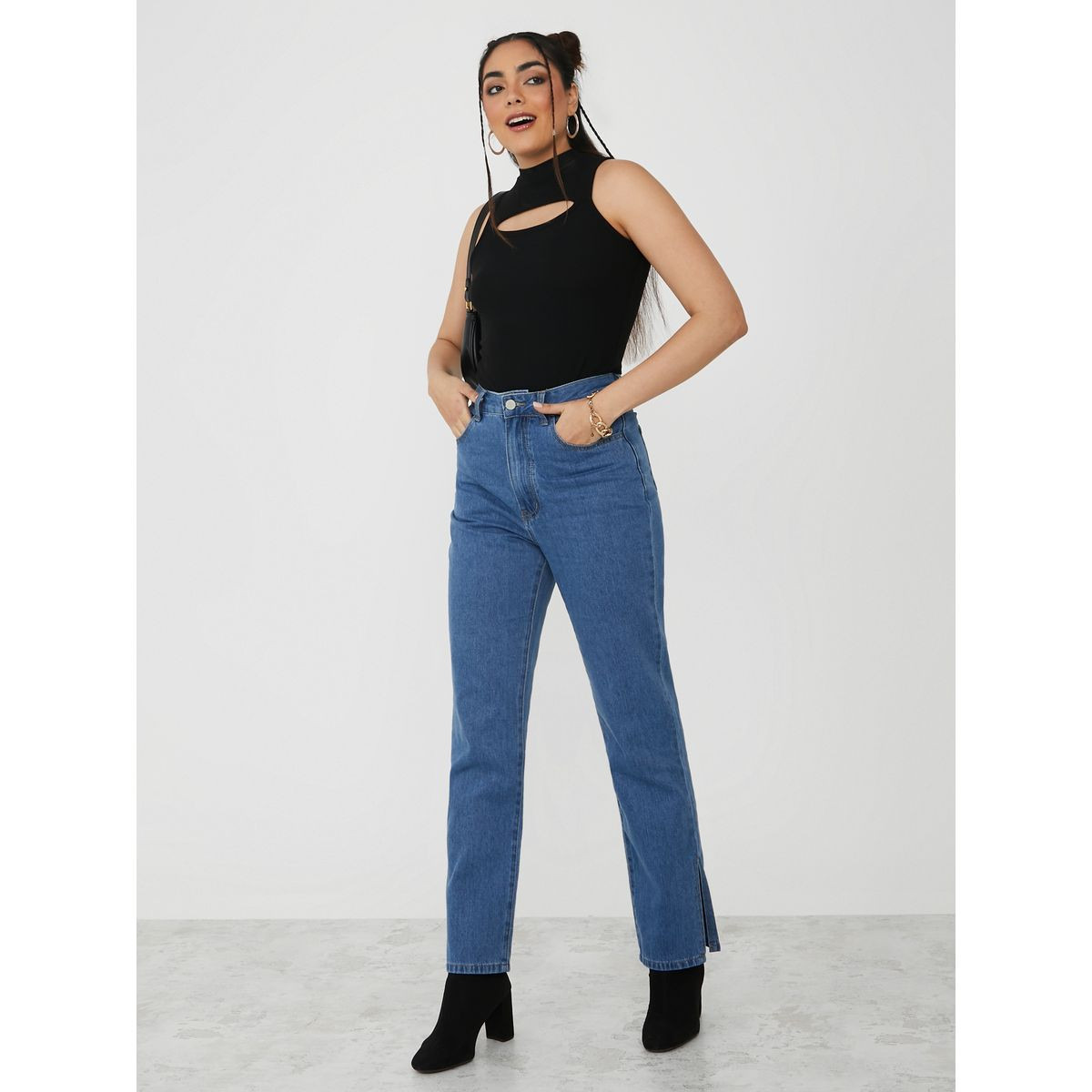 جينز بقصة مستقيمة وخصر عالي-women-clothing-bottoms-jeans-image-2