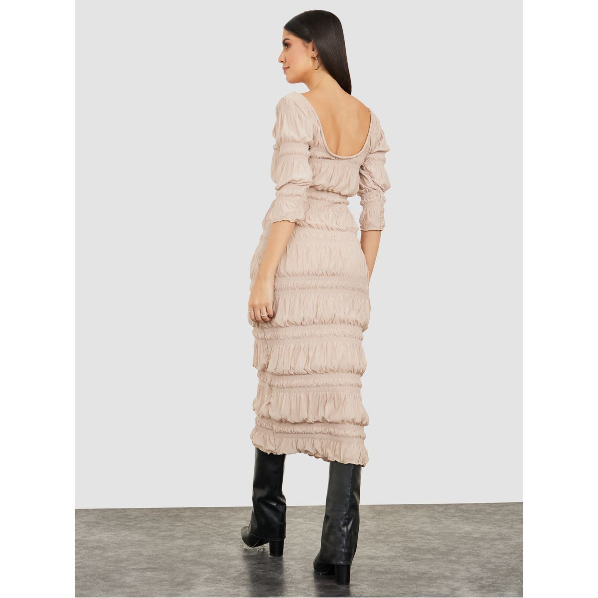 Styli 3/4 Sleeves Scoop Neck Shirred Midi Dress-women-clothing-dresses-image-4