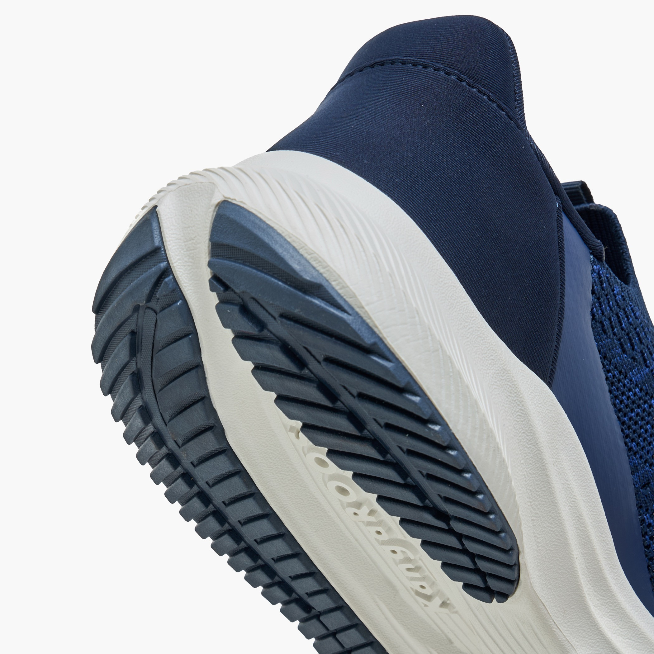 KangaROOS Men Slip-On Sports Shoes-men-shoes-sneakers-image-5