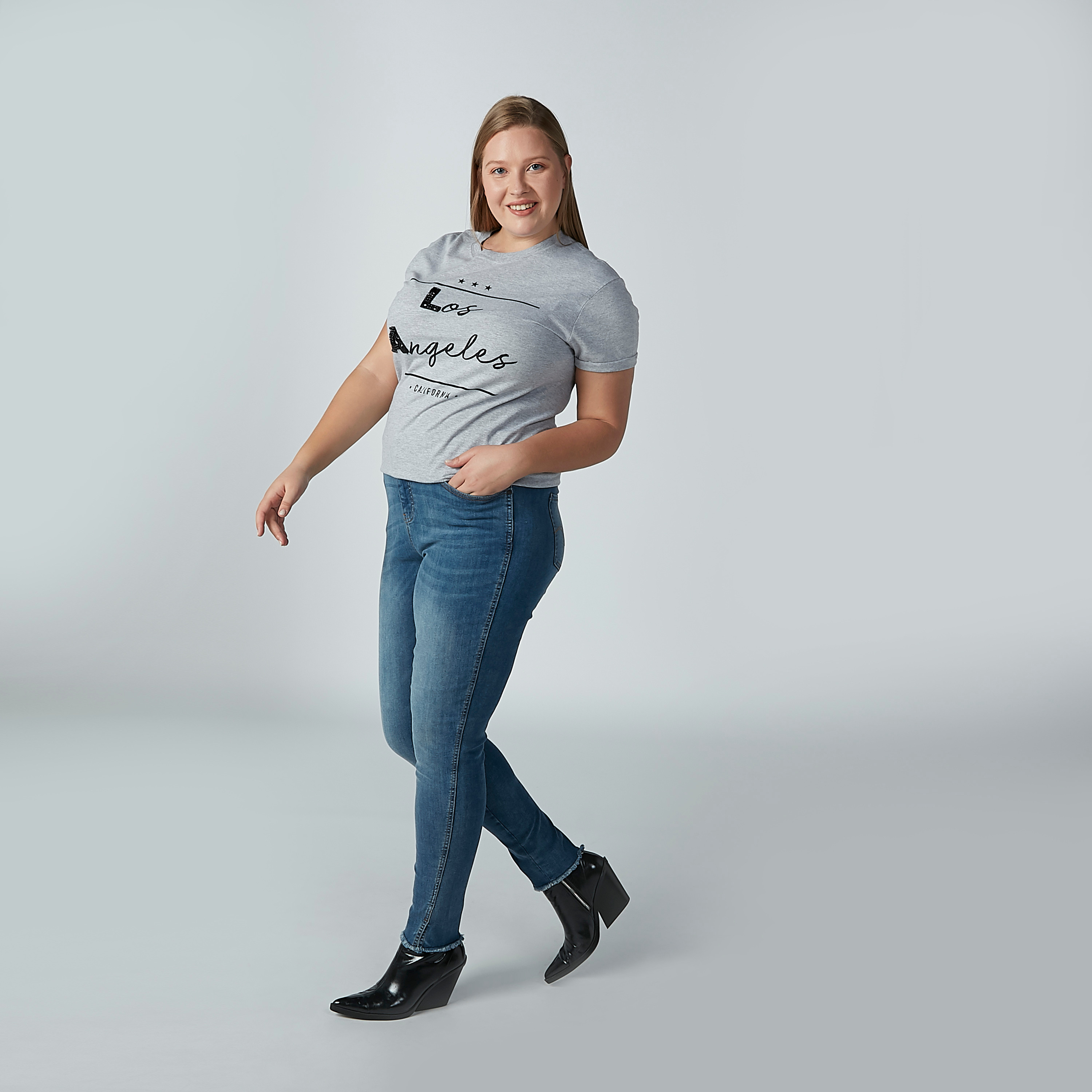 Full Length Jeans with Pocket Detail and Frayed Grazers-women-clothing-bottoms-jeans-image-2