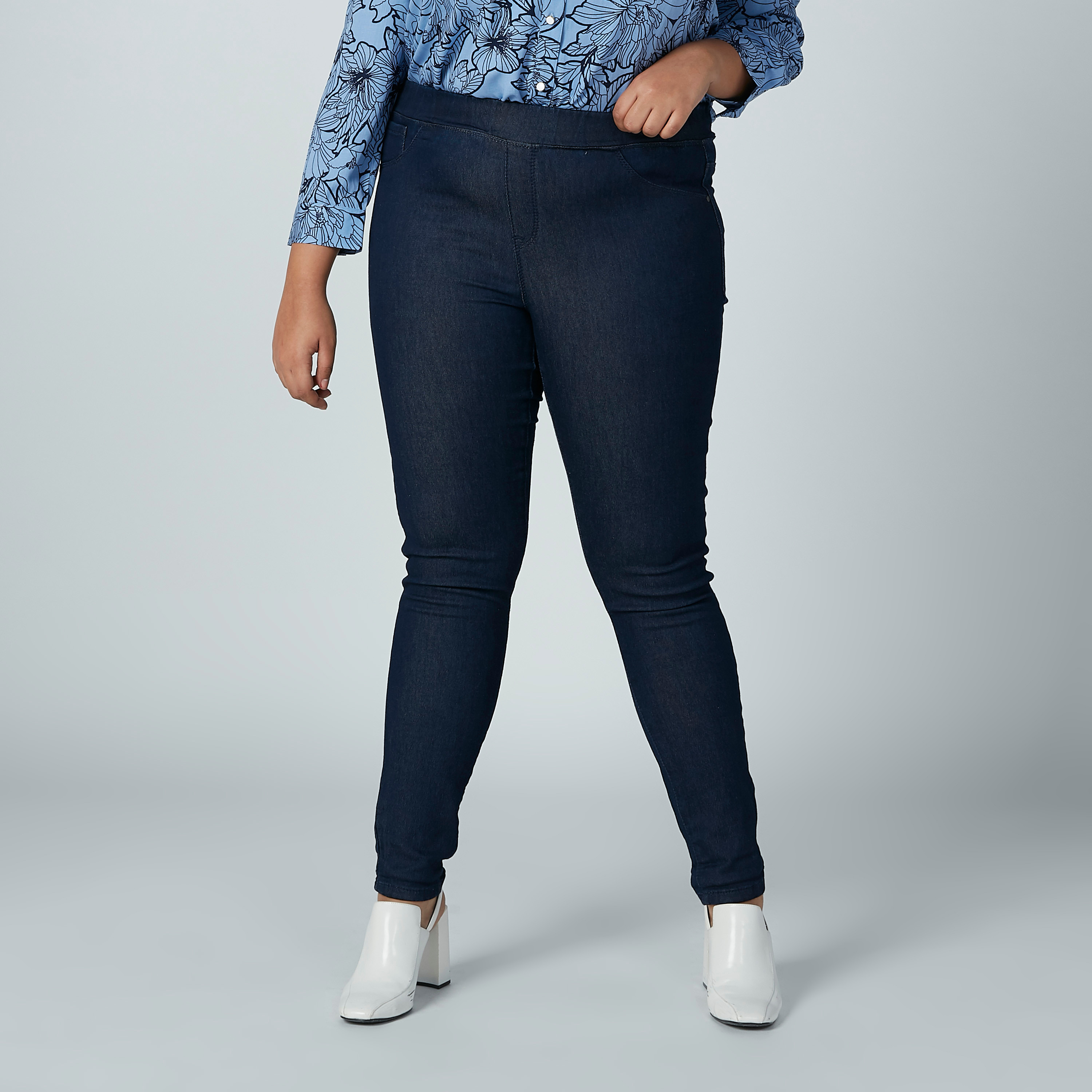 Buy Women s Plus Size Solid Jeggings with Pocket Detail and