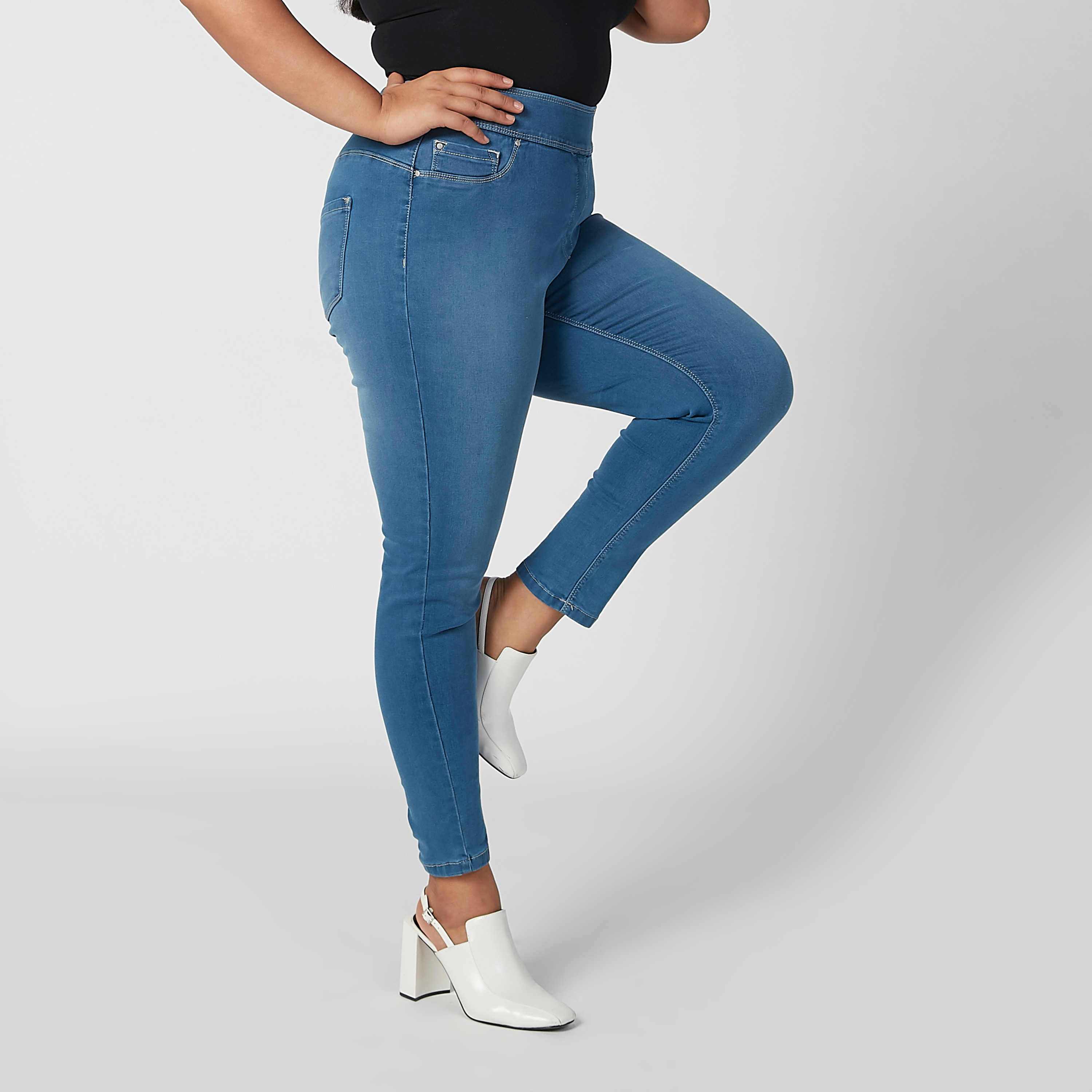 Denim Jeggings with Pocket Detail 