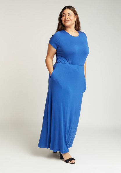 Textured Maxi A-line Dress with Round Neck and Pocket Detail