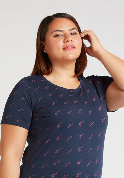 Graphic Print T-shirt with Round Neck and Short Sleeves