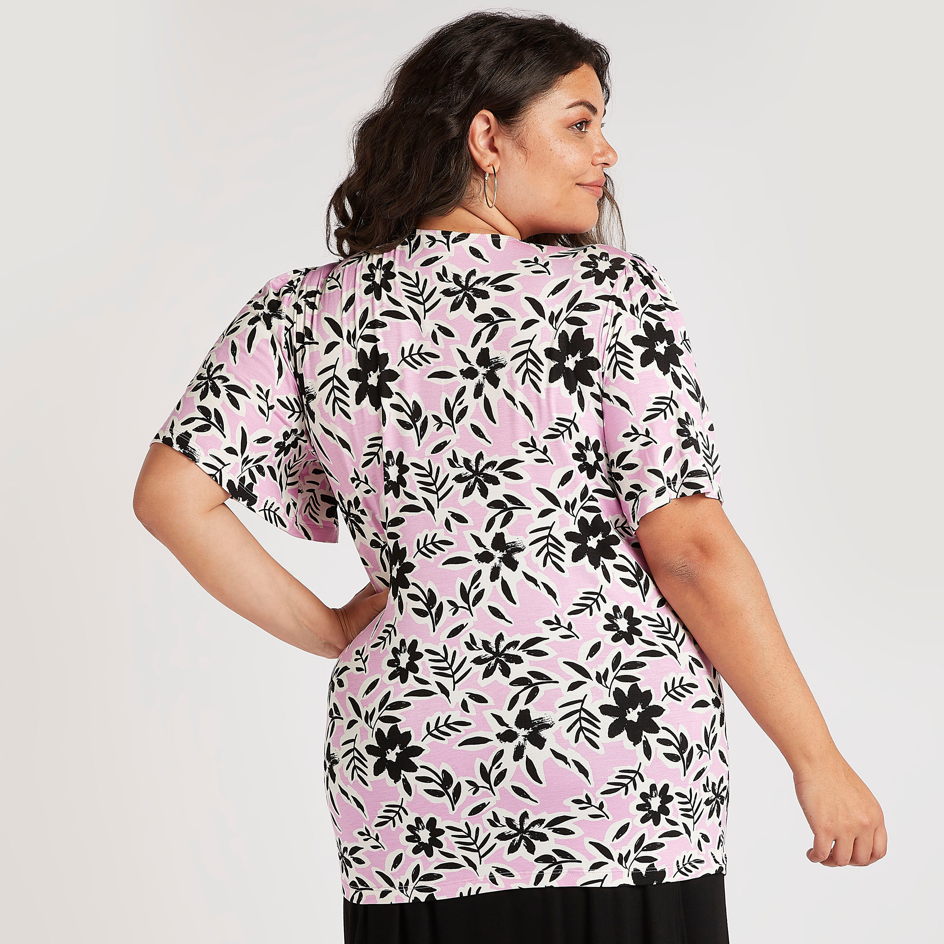 بلوزة بياقة مستديرة وأكمام قصيرة وطبعات أزهار-women-clothing-shirtsandblouses-blouses-image-4