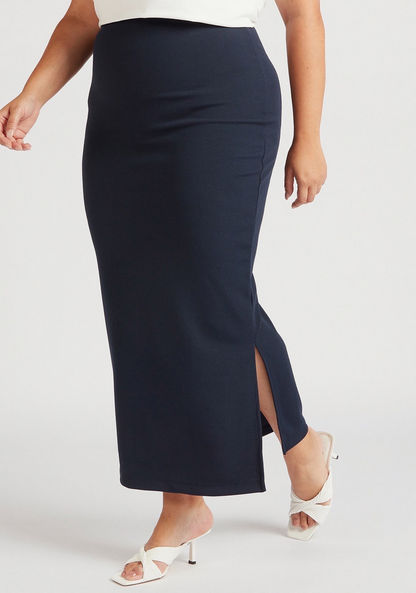 Ribbed Maxi Pencil Skirt with Side Slit