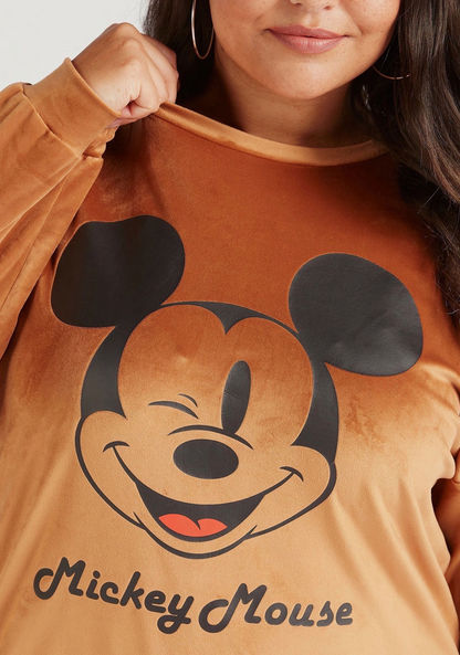 Mickey Mouse Print Crew Neck Sweatshirt with Long Sleeves