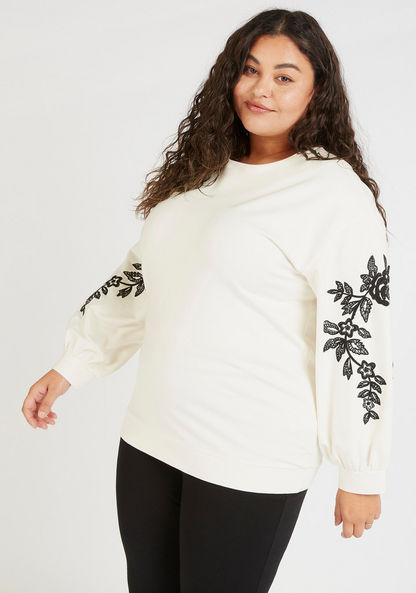 Embroidered Round Neck Sweatshirt with Long Sleeves-Hoodies & Sweatshirts-image-0