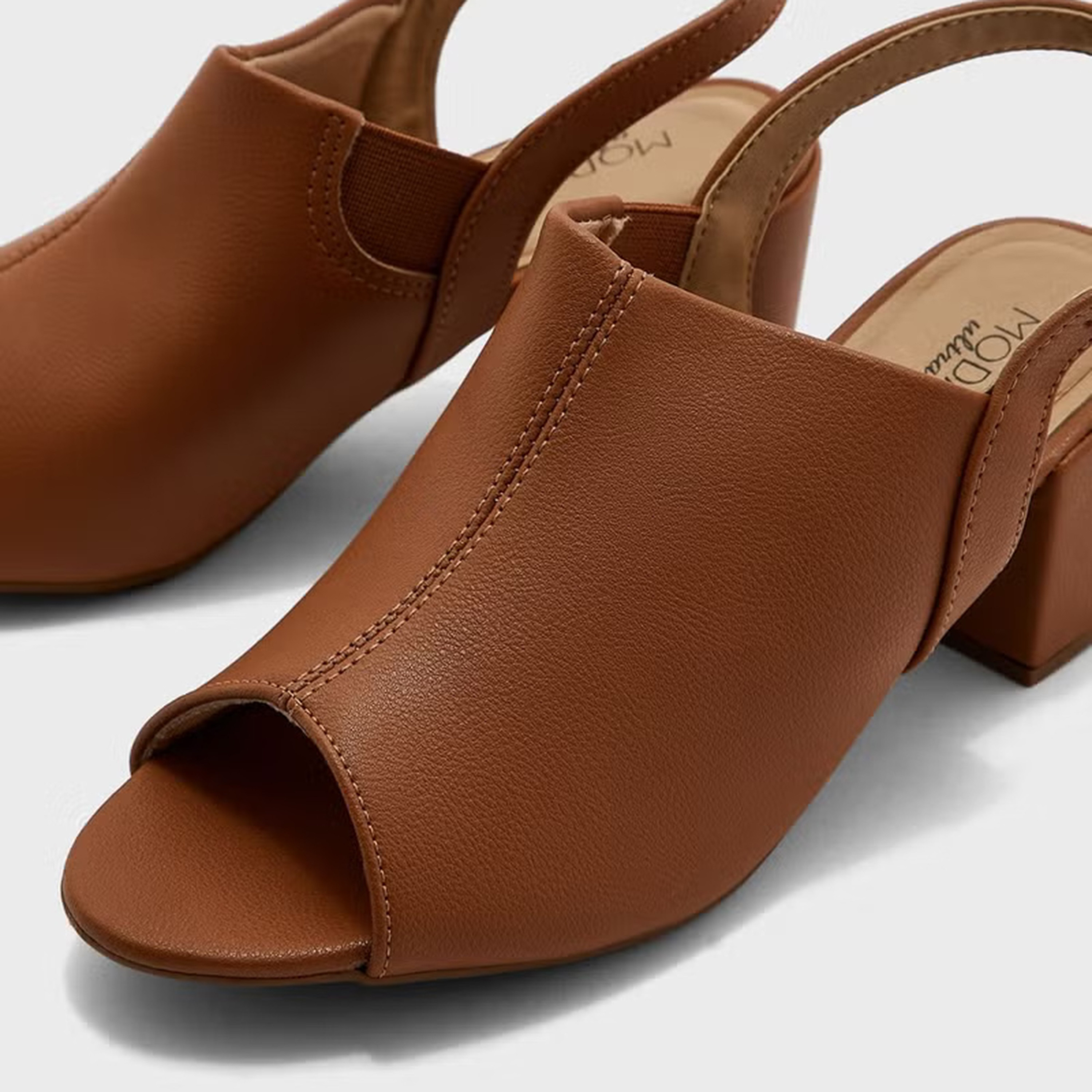 صندل نسائي بمقدمة مفتوحة وشريط للكاحل وكعب عريض من مودير | 7109-457-21736-61372-women-shoes-heels-image-4