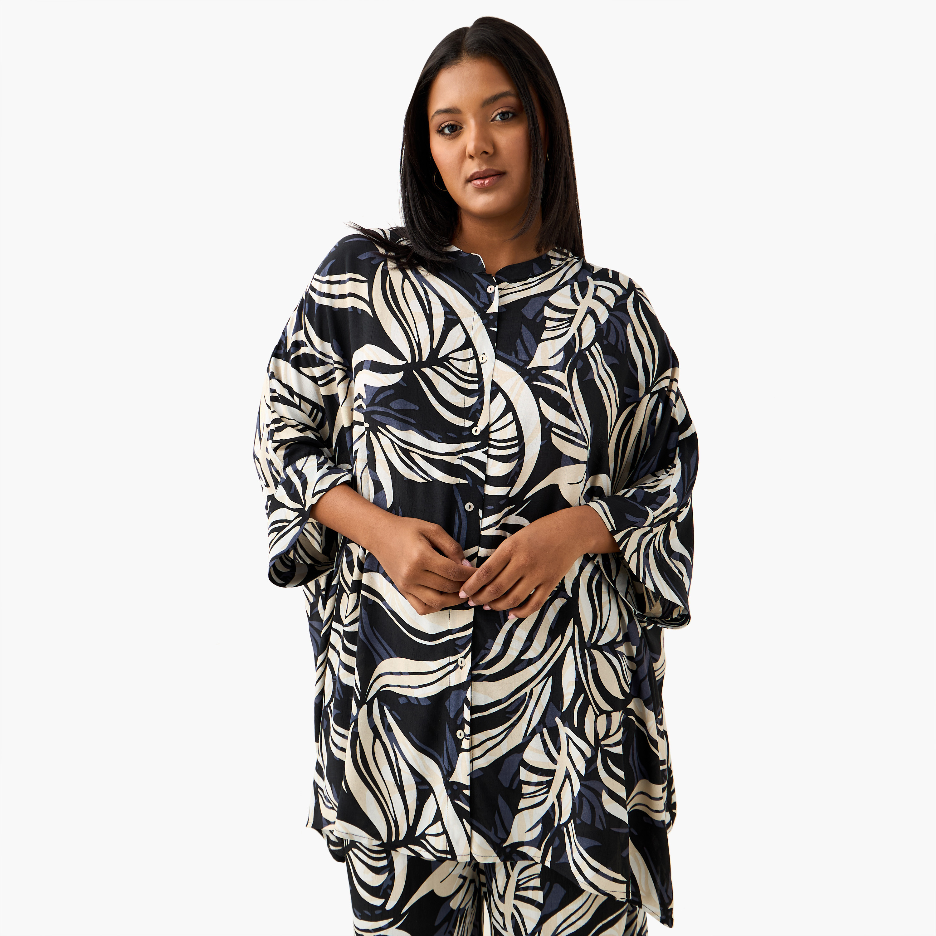 بلوزة فيسكوز مقاس كبير بأكمام 3/4 وطبعات من أولا بوبكن-women-clothing-plussize-shirtsandblouses-blouses-image-1