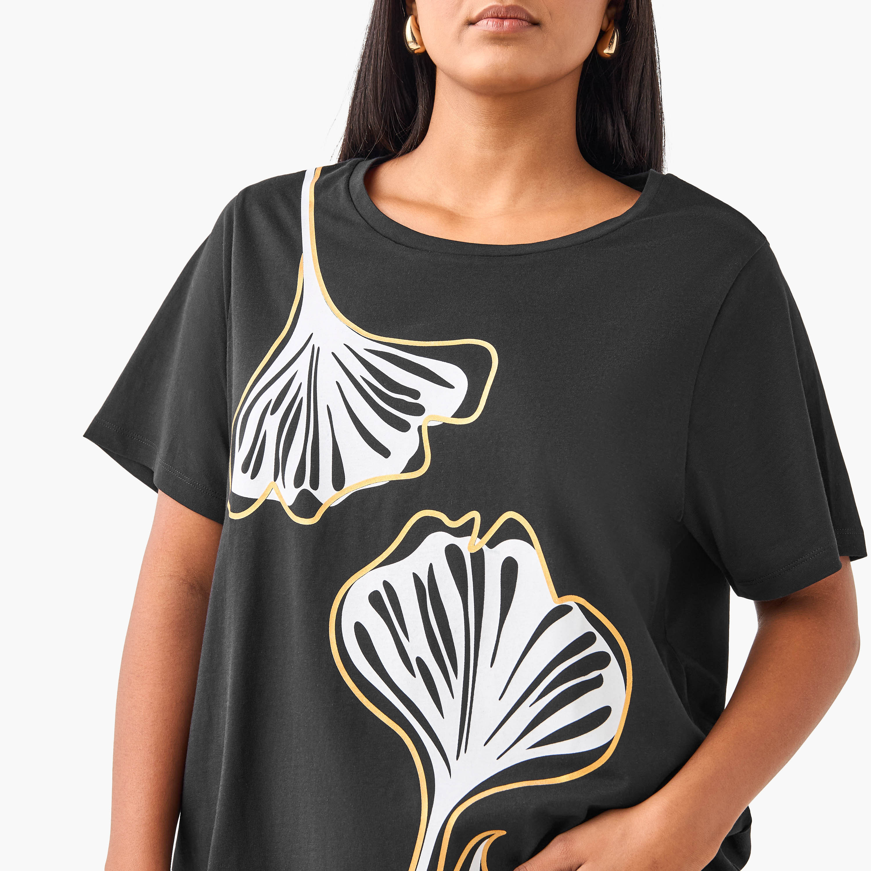 تيشيرت مقاس كبير بطبعات أوراق شجر من أولا بوبكين-women-clothing-plussize-tshirts-image-4