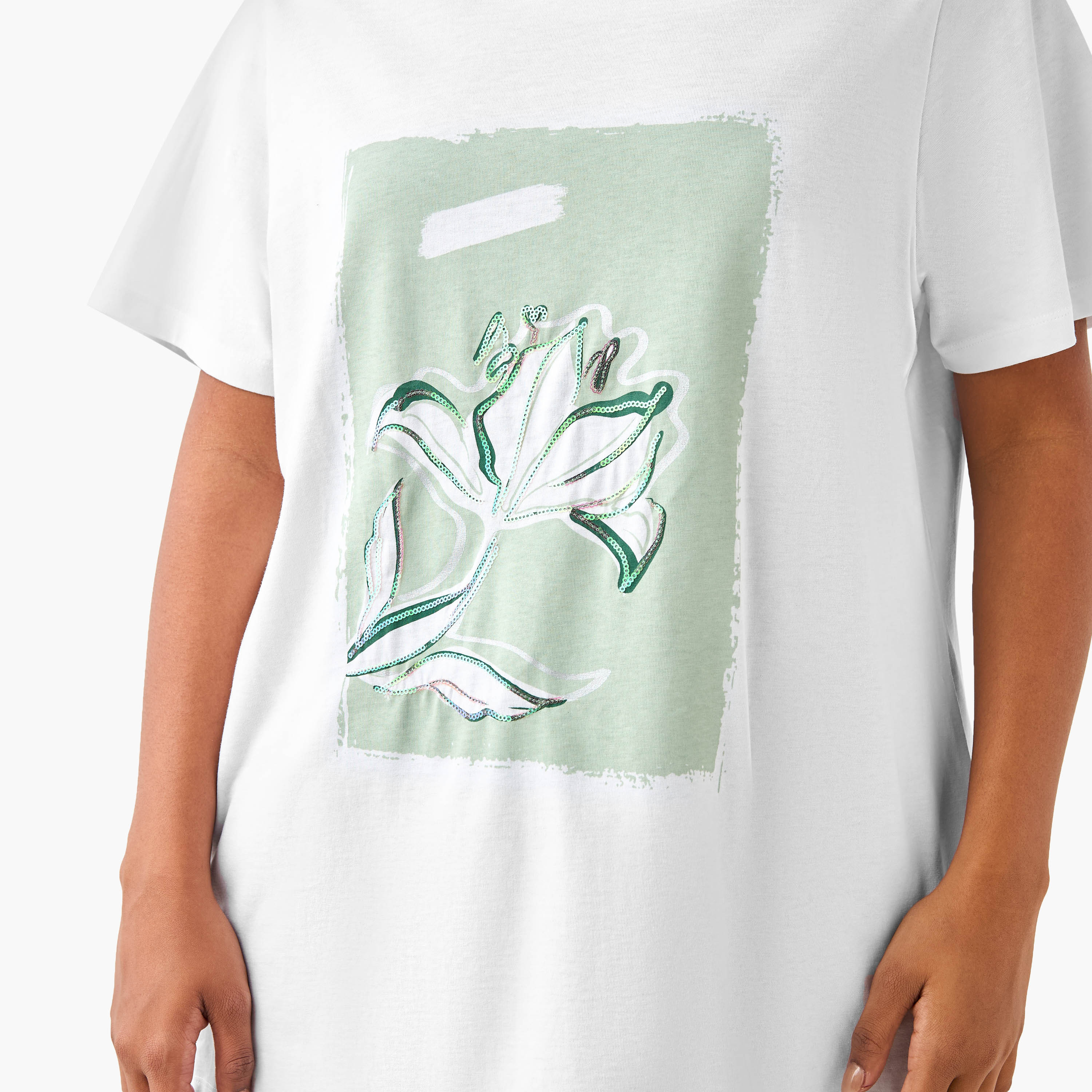 تيشيرت مقاس كبير بطبعات من أولا بوبكين-women-clothing-tshirts-image-4