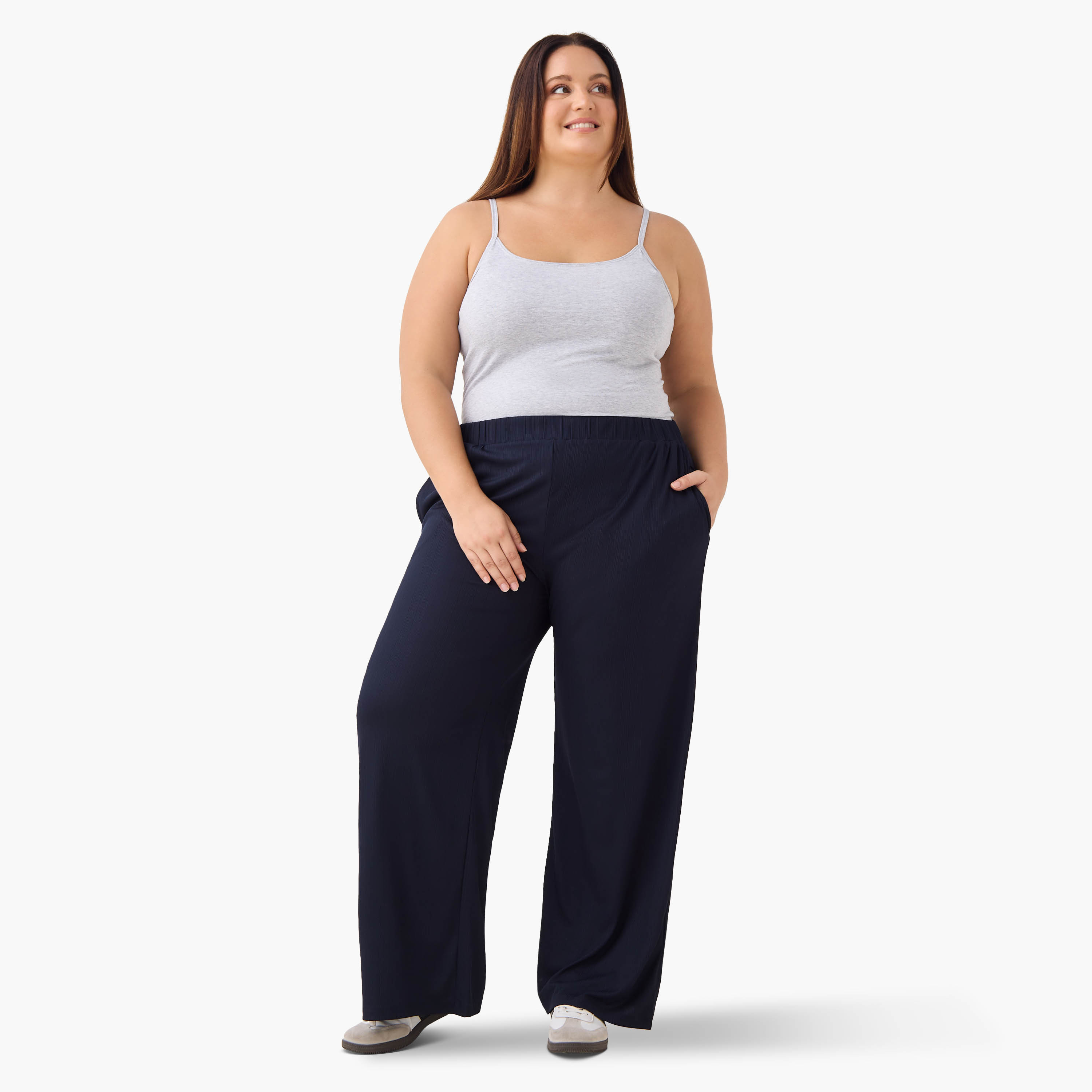 بنطلون واسع بكسرات بليسيه وجيوب مقاس كبير من أولا بوبكين-women-clothing-trousers-image-2