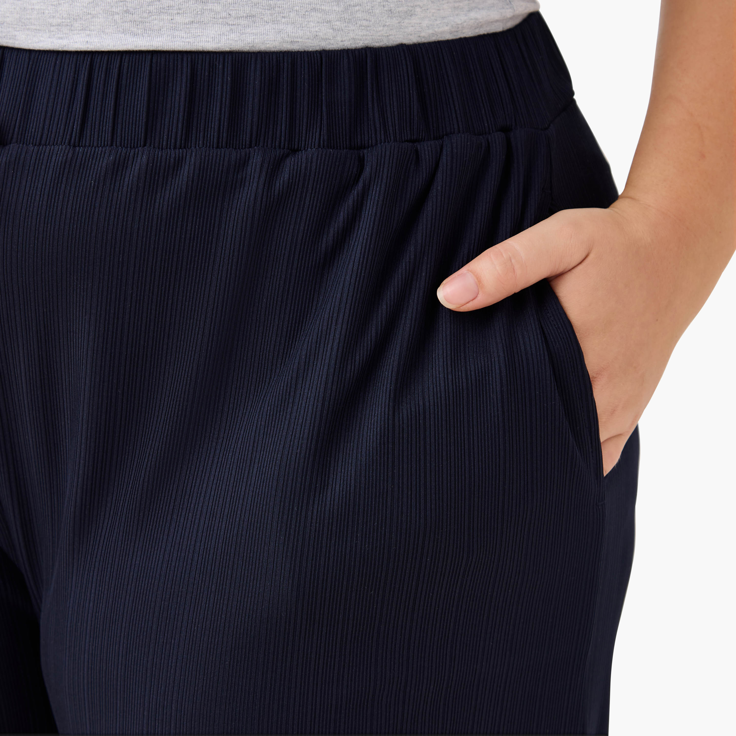 بنطلون واسع بكسرات بليسيه وجيوب مقاس كبير من أولا بوبكين-women-clothing-trousers-image-4