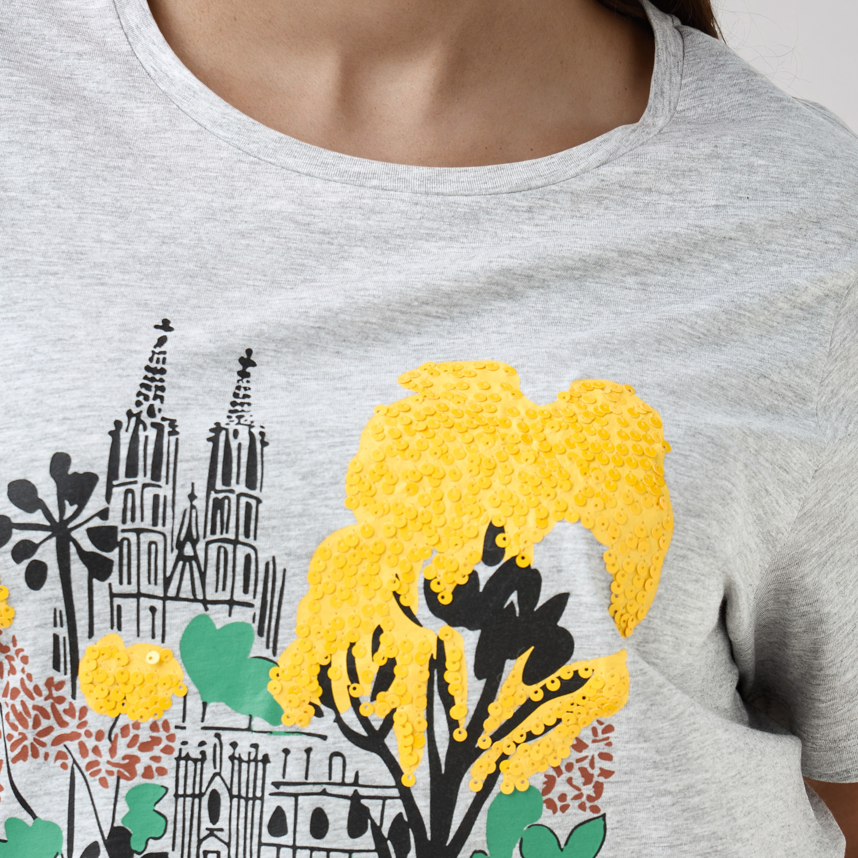 تيشيرت مقاس كبير بطبعات من أولا بوبكين-women-clothing-tshirts-image-6