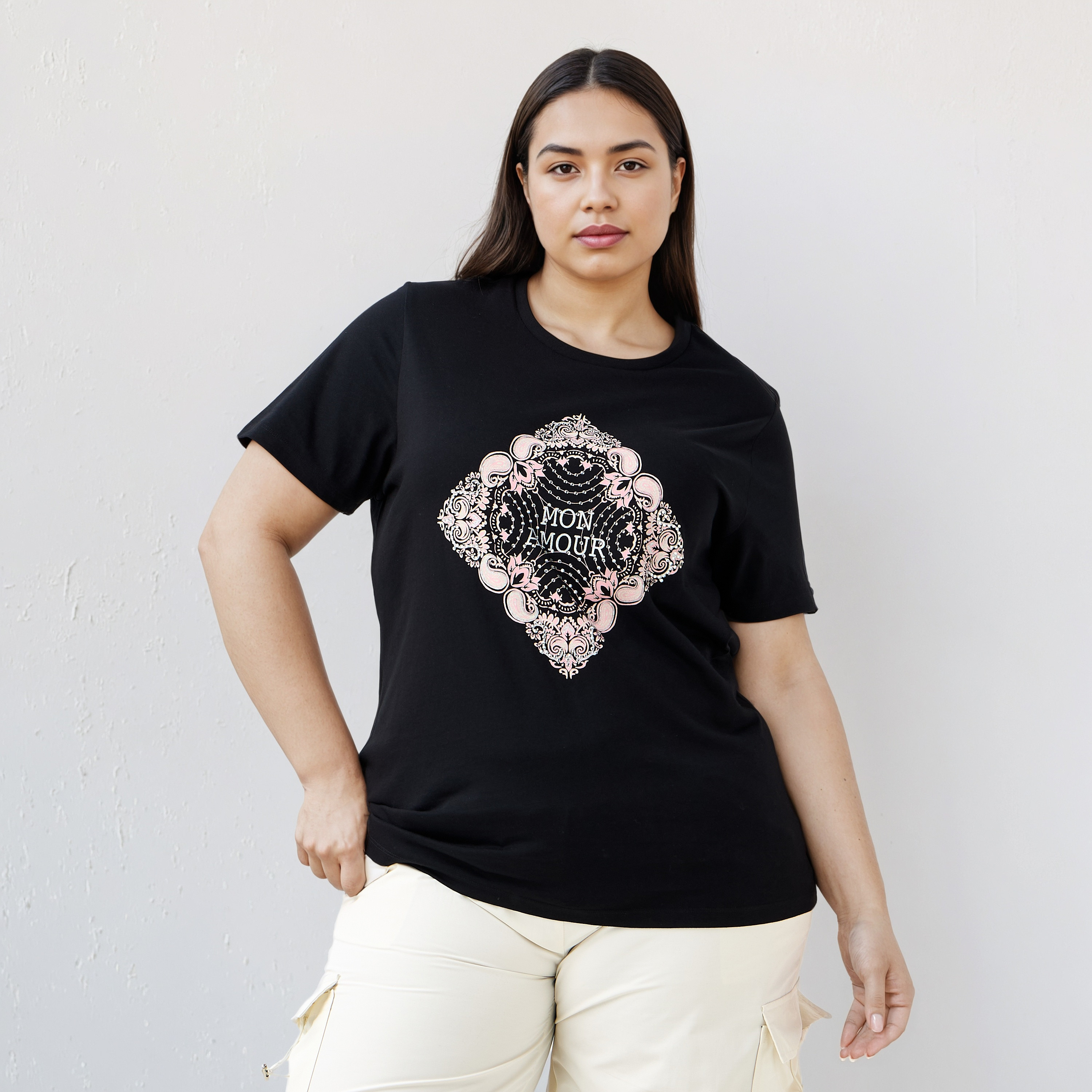 تيشيرت قطن مقاس كبير بطبعات جرافيك من أولا بوبكن-women-clothing-tshirts-image-1