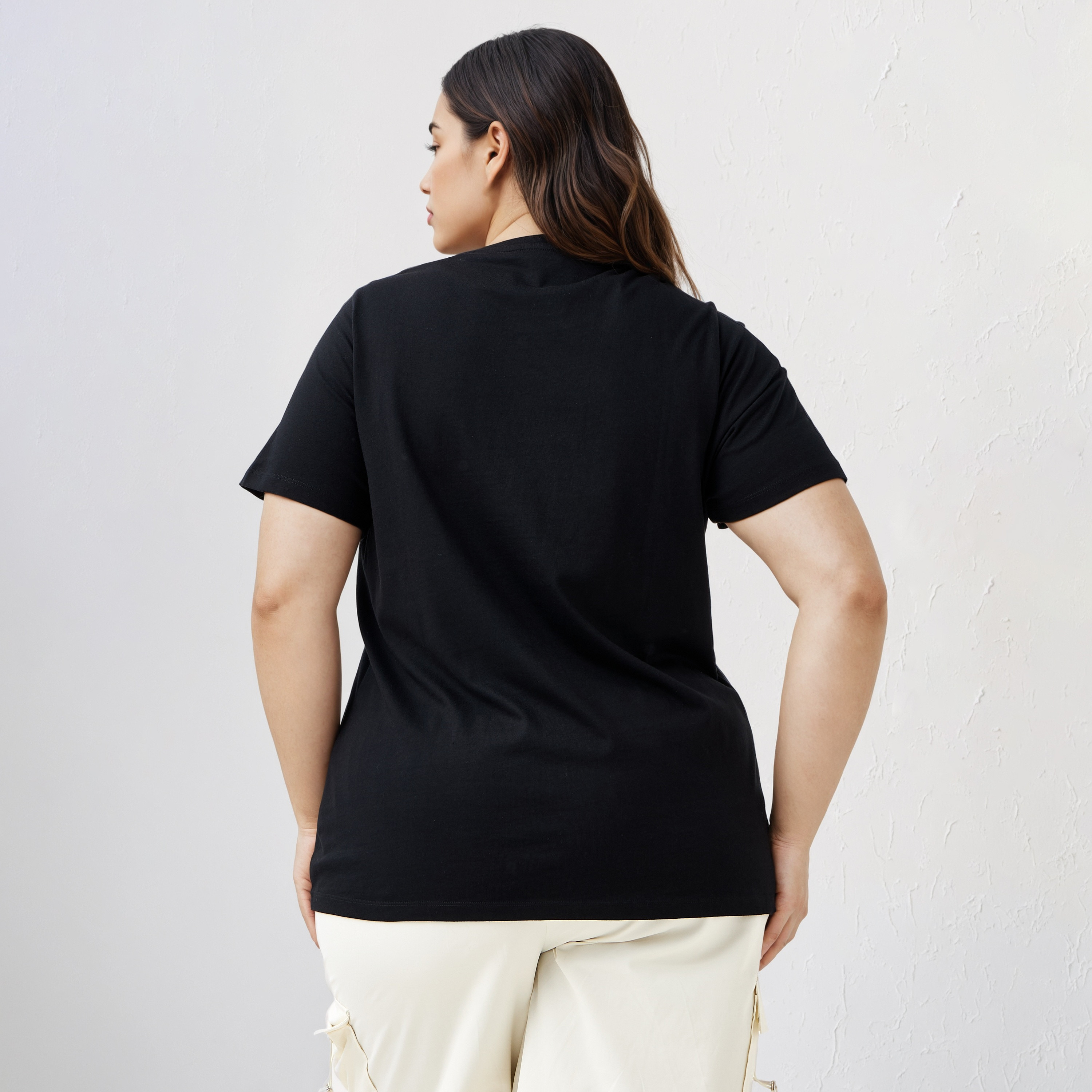 تيشيرت قطن مقاس كبير بطبعات جرافيك من أولا بوبكن-women-clothing-tshirts-image-3