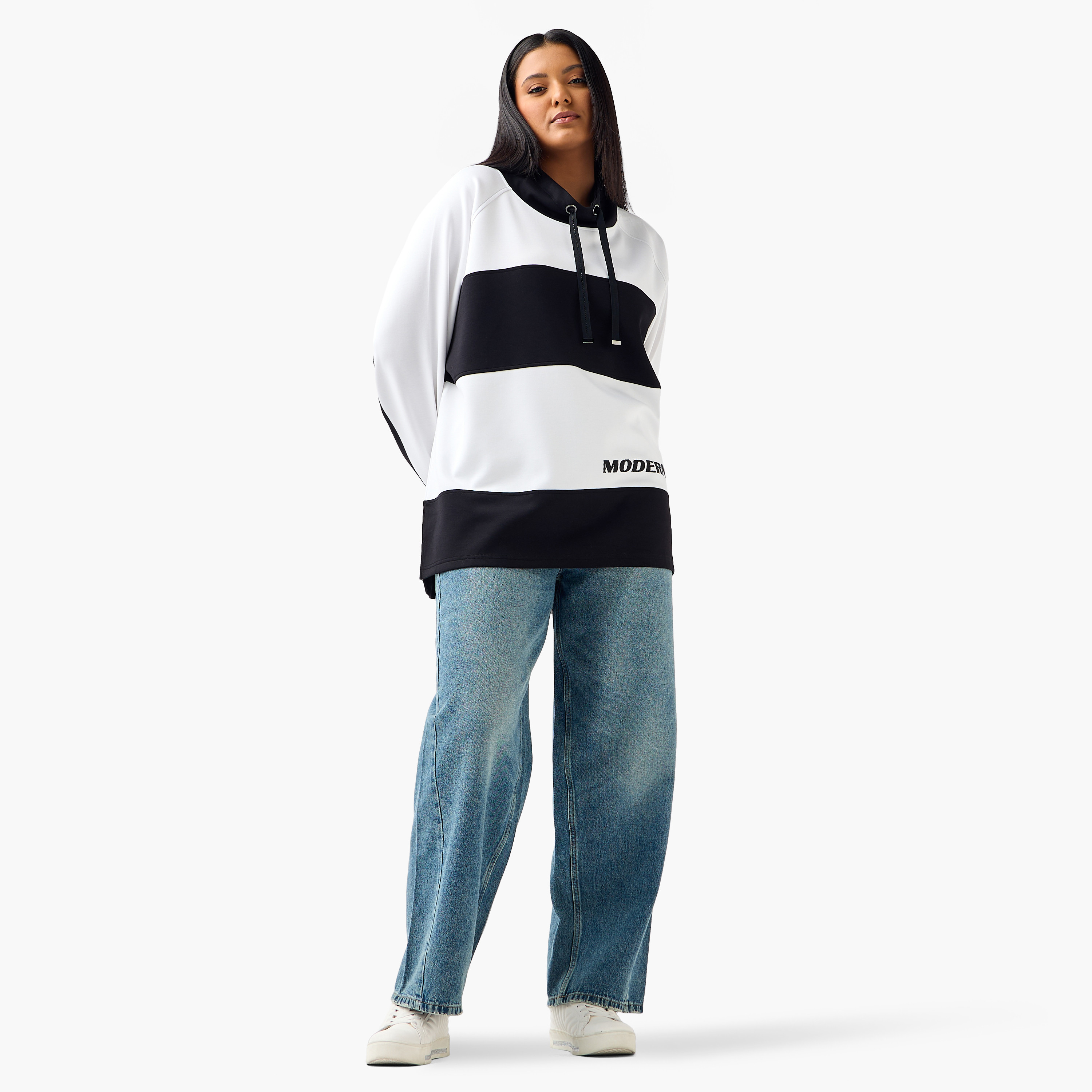 سويت شيرت مخطط بقصّة مريحة من أولا بوبكين-women-winterwear-hoodiesandsweatshirts-sweatshirts-image-2