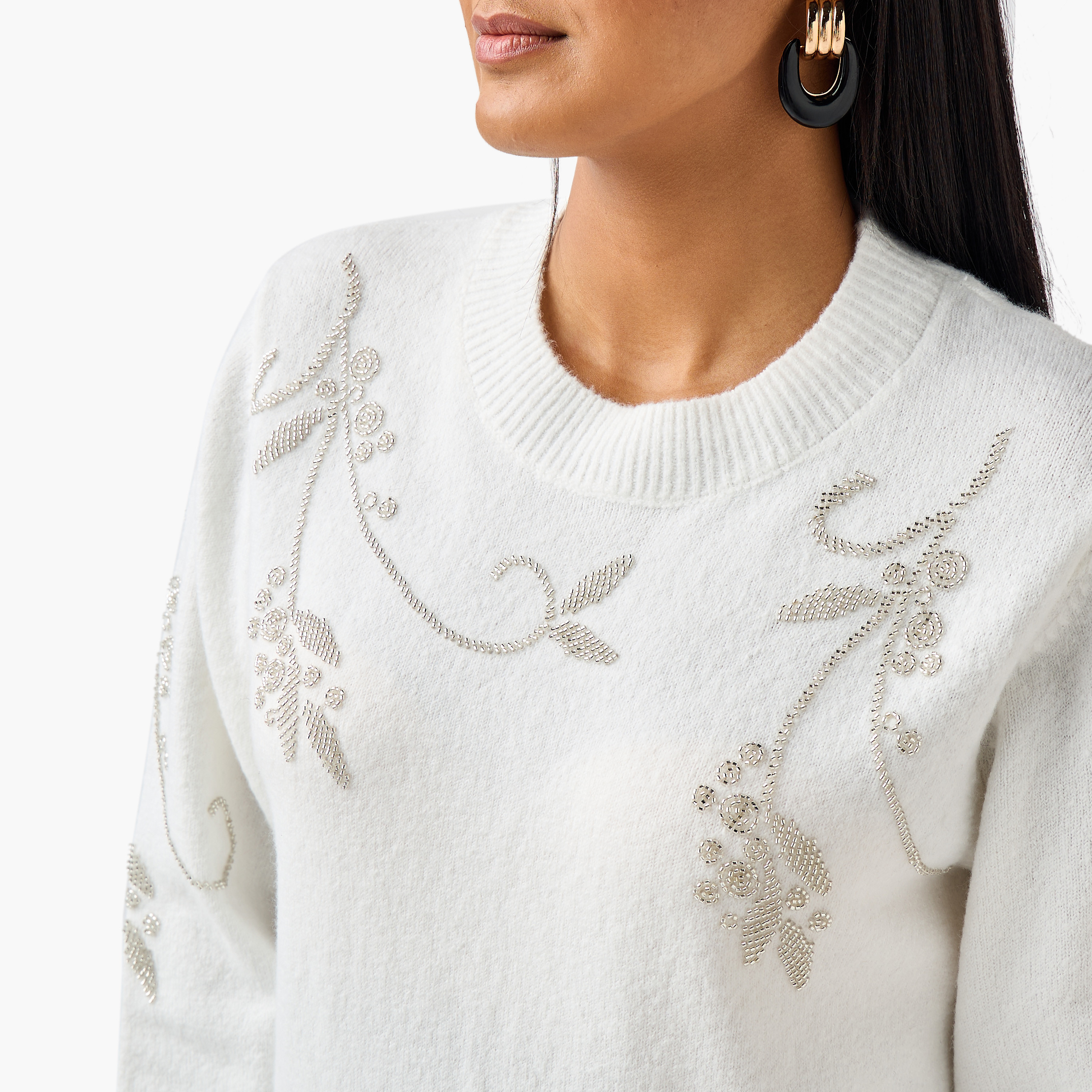 كنزة بياقة مستديرة وتزيينات وقصة مريحة من أولا بوبكين-women-winterwear-cardigansandjumpers-jumpers-image-5