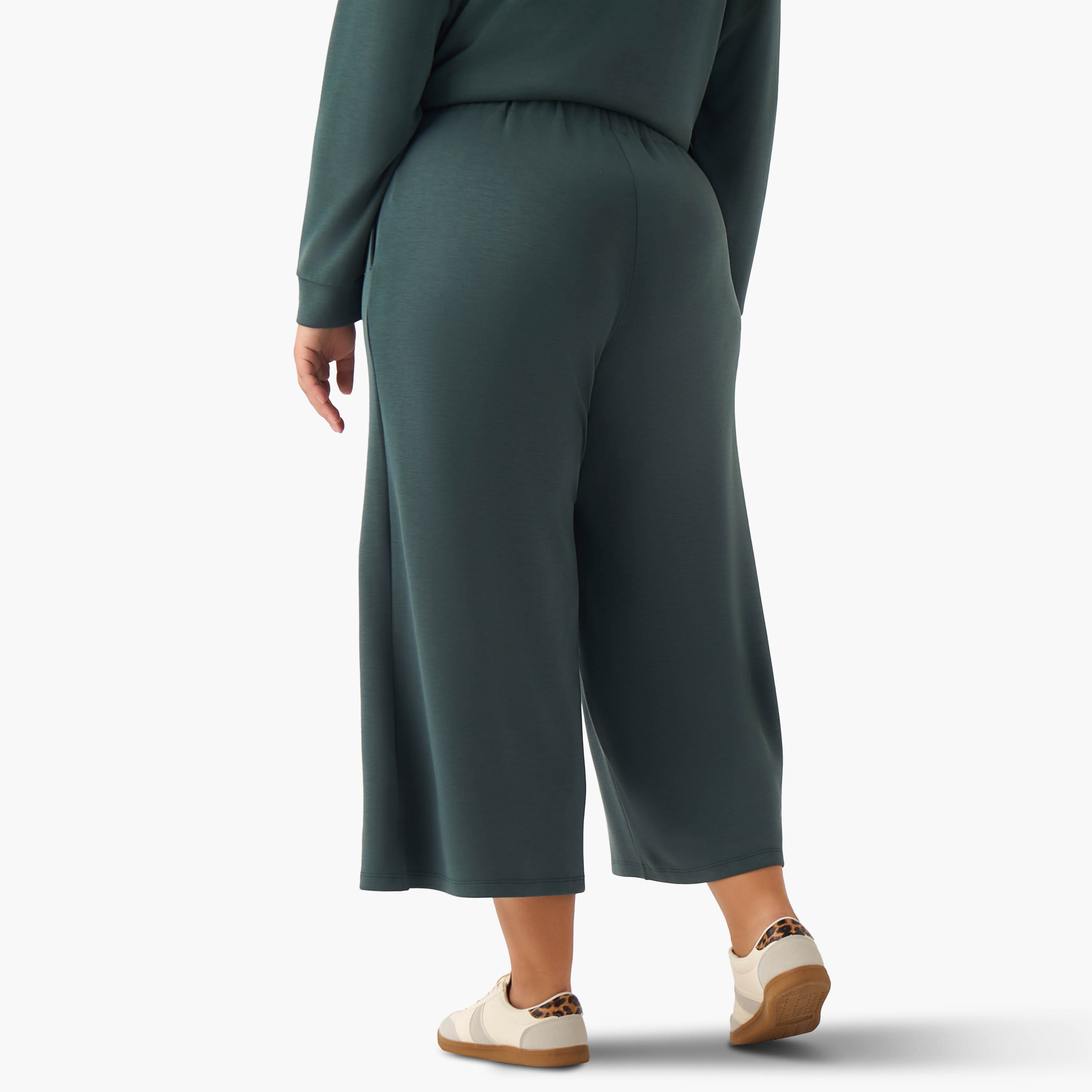 Ulla Popken Relaxed Fit Elasticated Waist Wide Leg Pants-women-clothing-coordsets-image-3