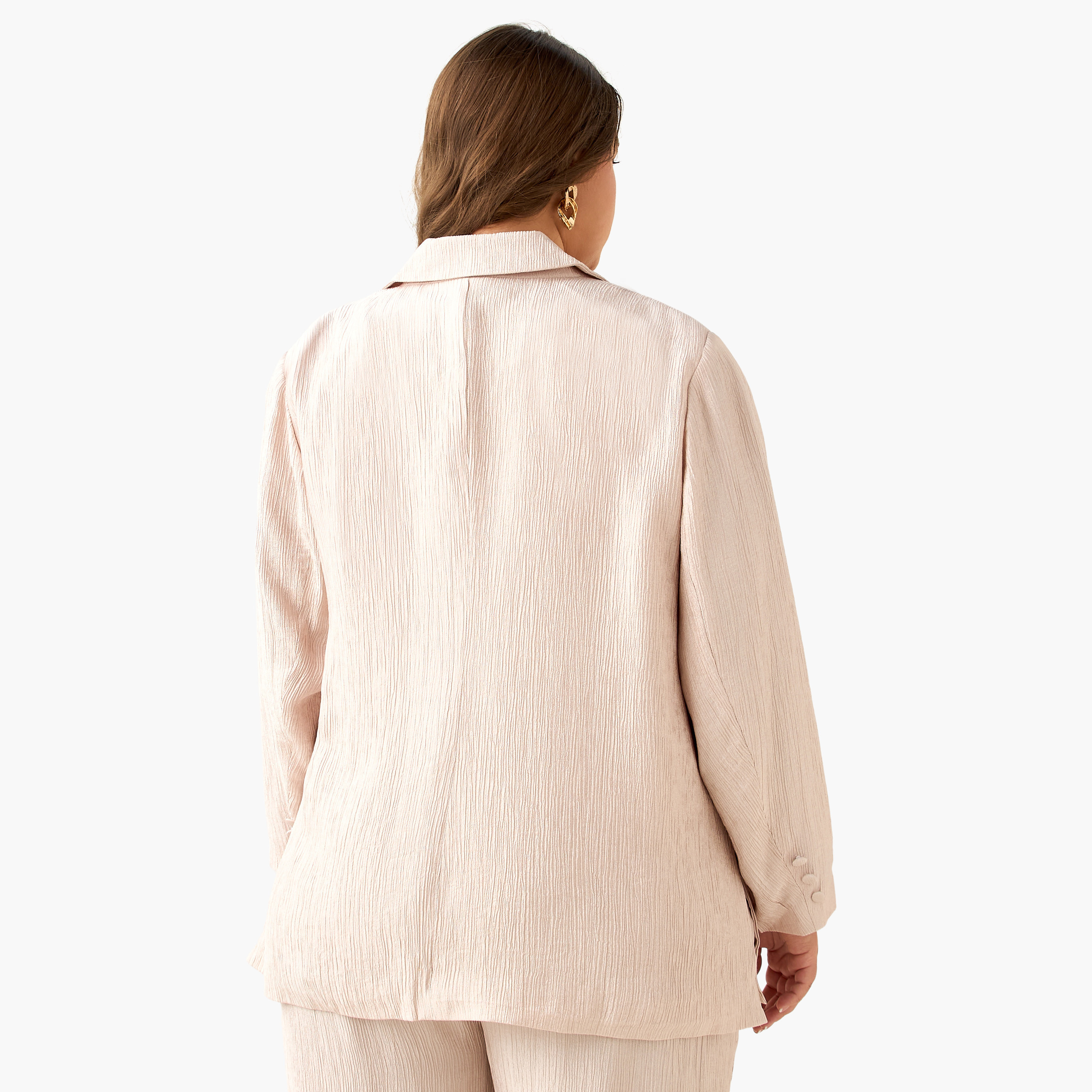 بليزر بقصّة مريحة بارز الملمس للنساء من أولا بوبكن-women-clothing-coatsandjackets-blazers-image-3