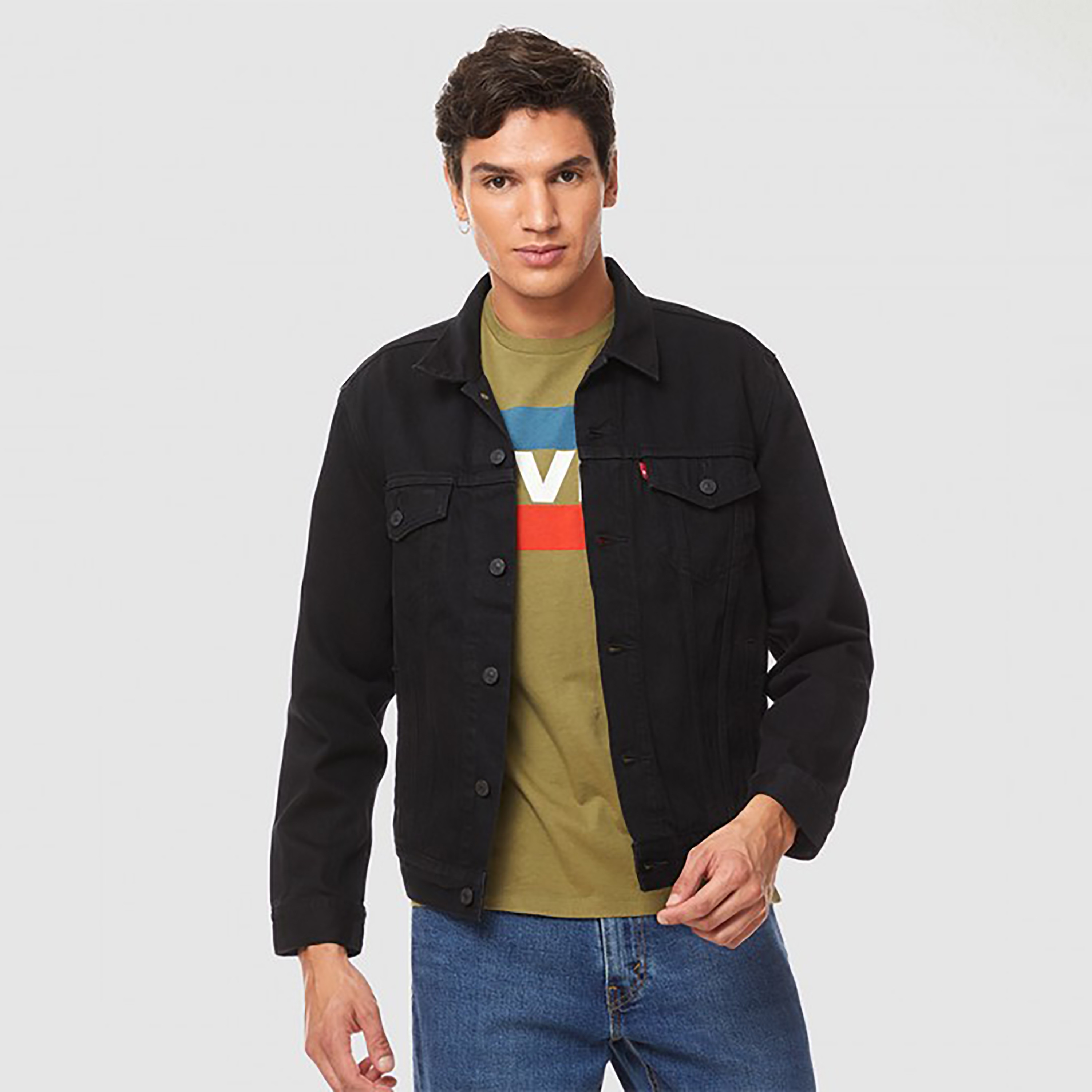 Levi's Plain Trucker Jacket-men-clothing-jacketsandblazers-jackets-image-1