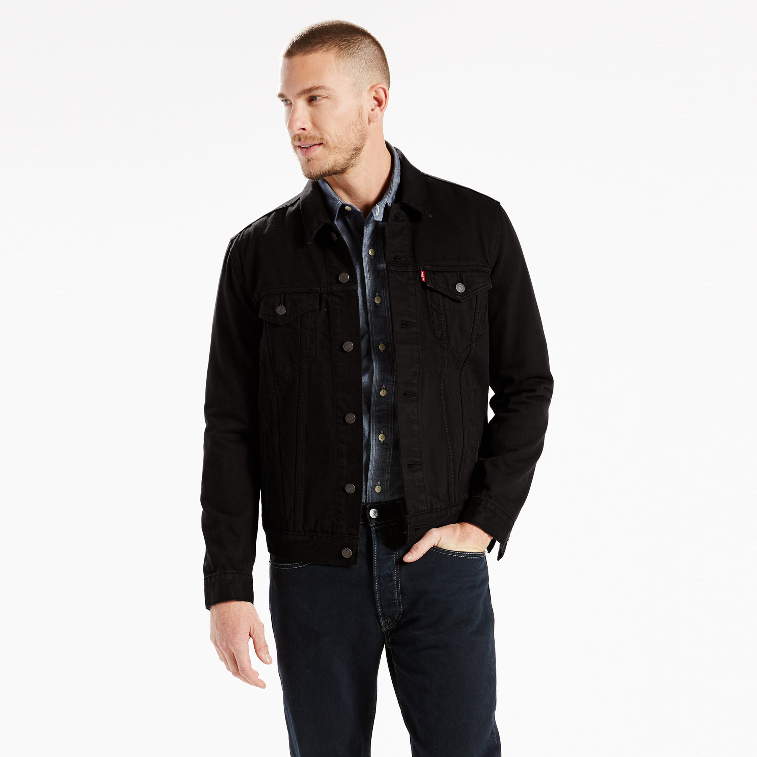 سترة تراكار من الدنيم سادة من ليفايز-men-clothing-jacketsandblazers-jackets-image-1