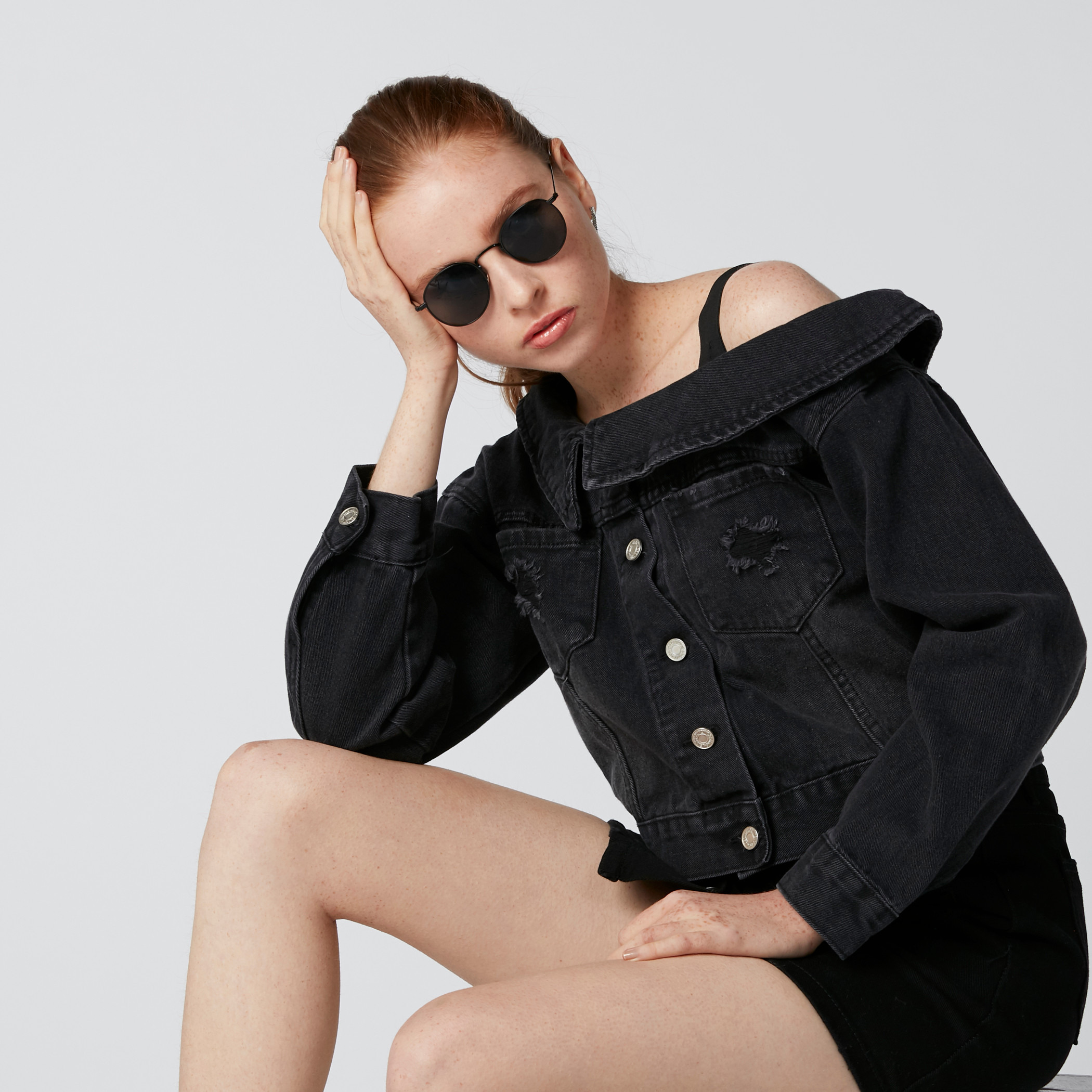 جاكيت دينم بأكمام طويلة وزر إغلاق وكتف مكشوف-women-winterwear-coatsandjackets-jackets-image-1