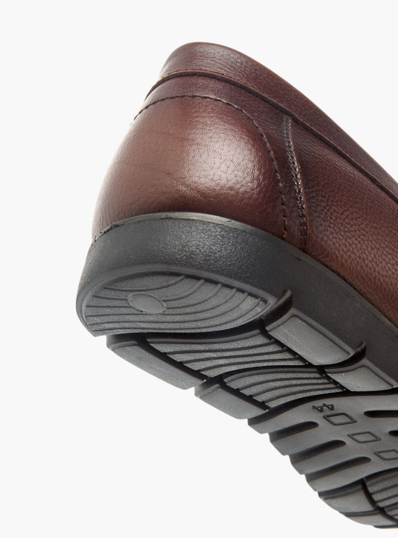 حذاء موكاسين سهل الارتداء بارز الملمس من إل بي إل من شو إكسبرس-men-shoes-formalshoes-image-5