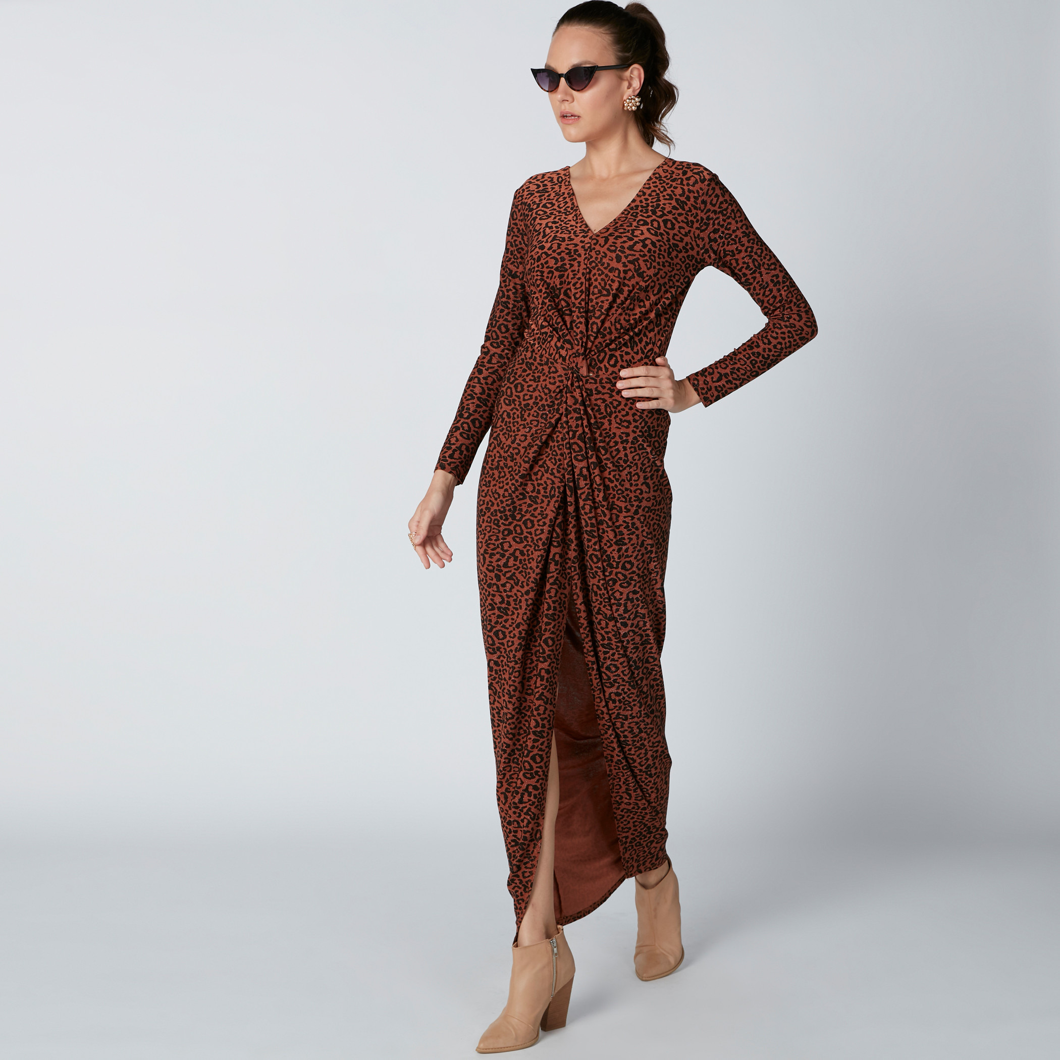 فستان طويل بياقة V وأكمام طويلة وطبعات-women-clothing-dresses-image-3