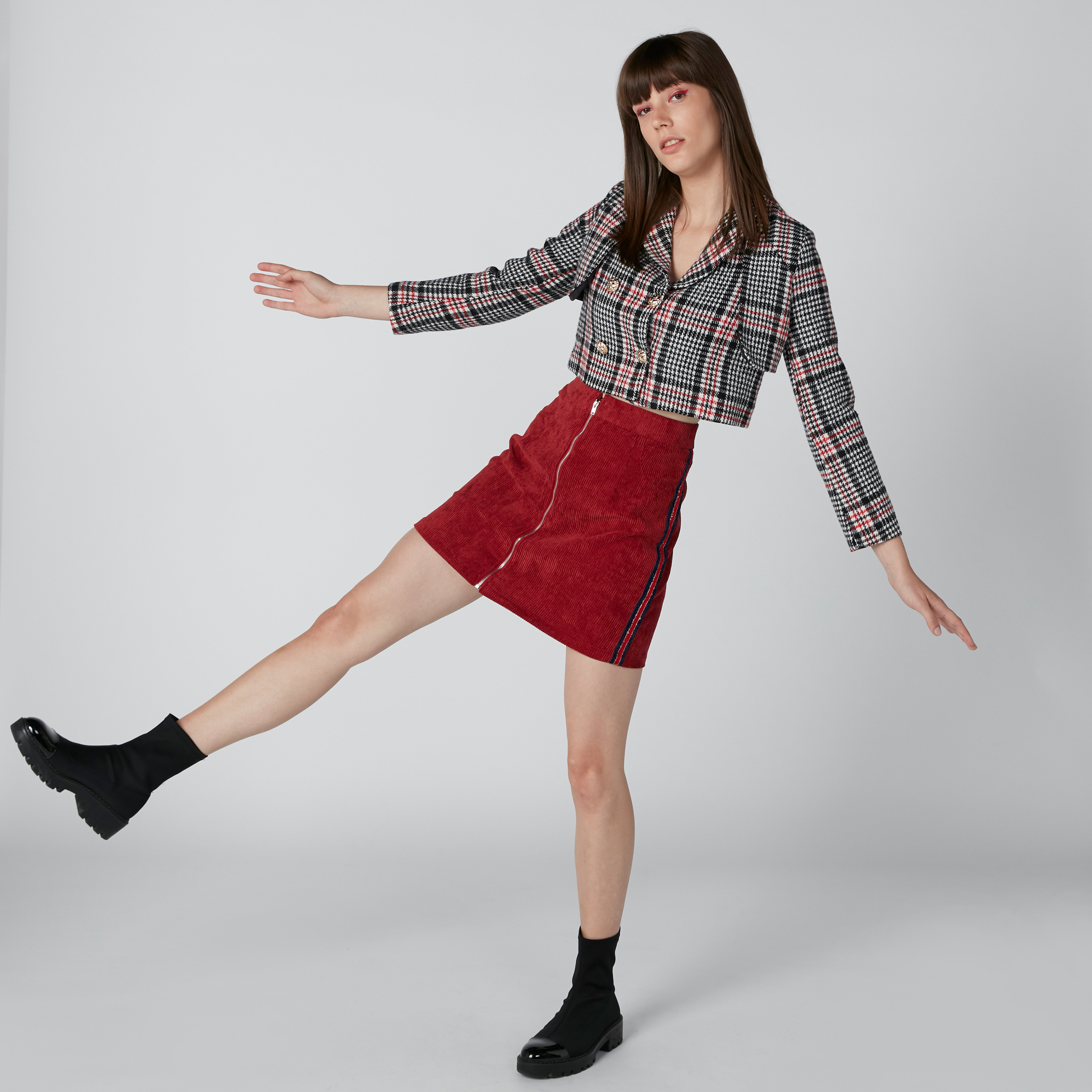 Red textured mini skirt hotsell
