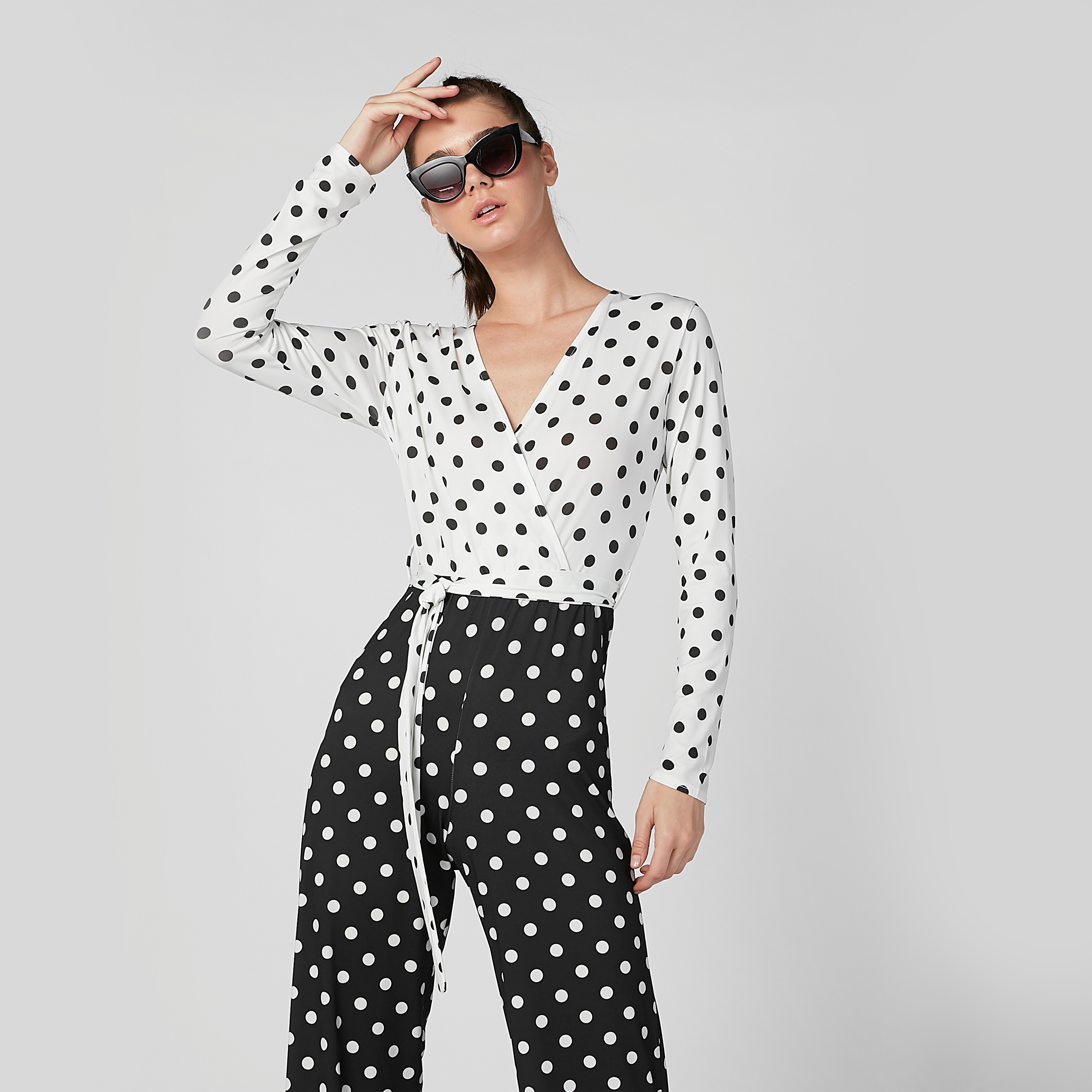 Polka dot jumpsuit long sleeve online