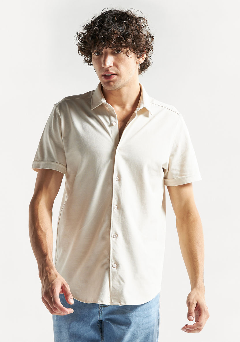 Buy Men's Textured Shirt with Short Sleeves Online | Centrepoint UAE