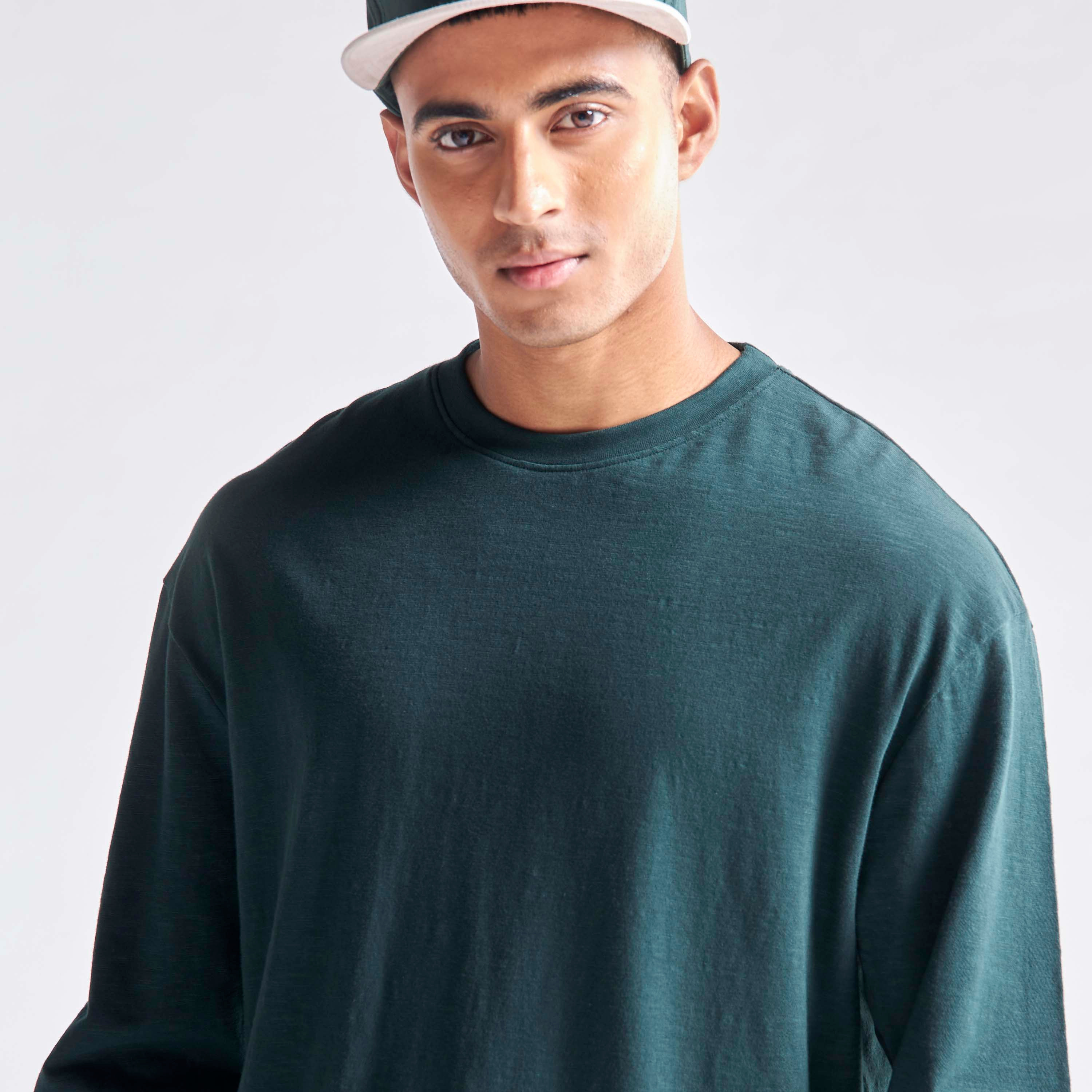 Solid Oversized Longline T-shirt with Long Sleeves and Crew Neck-men-clothing-tshirtsandpolos-tshirts-image-4