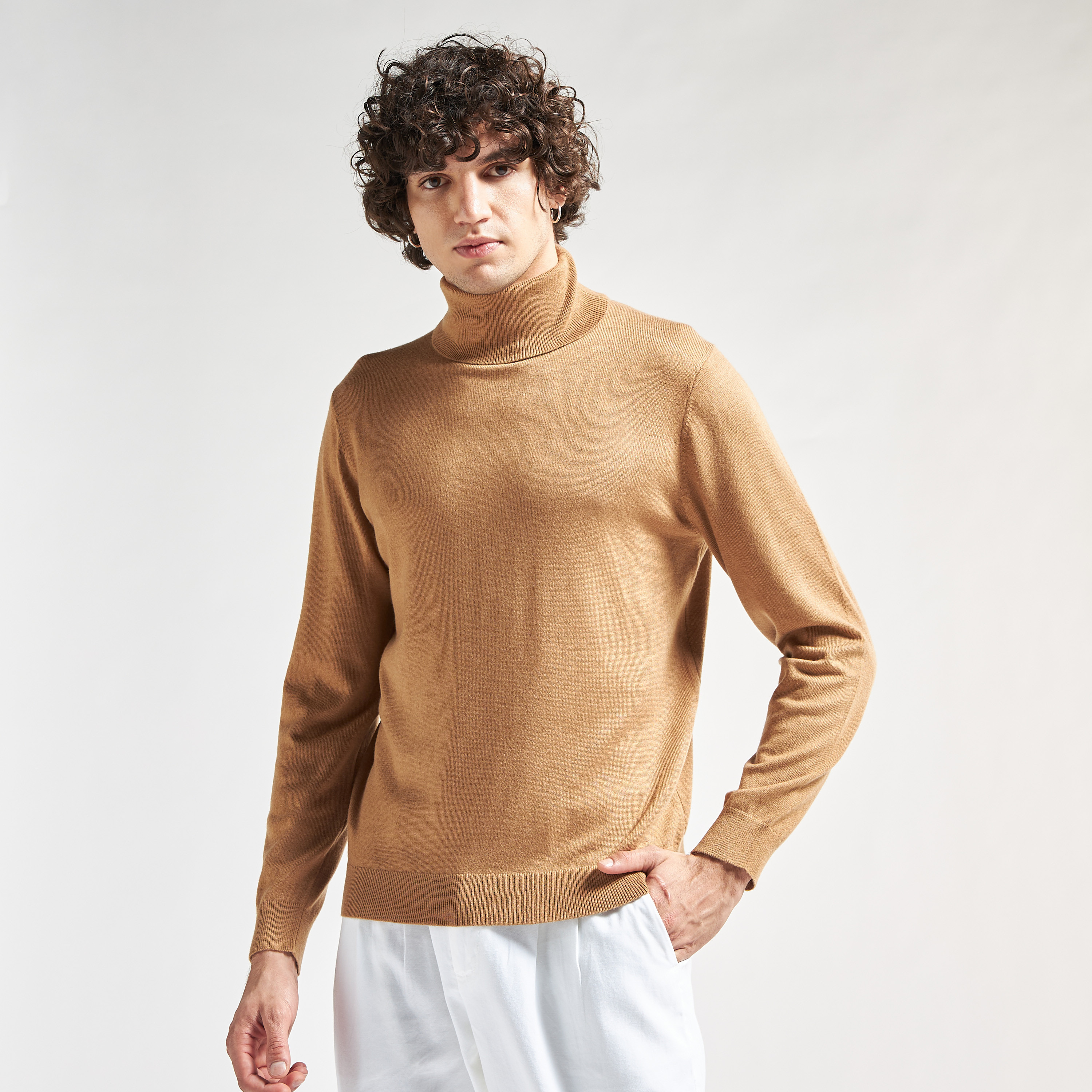 Buy Men s Solid Turtle Neck Sweater with Long Sleeves Online