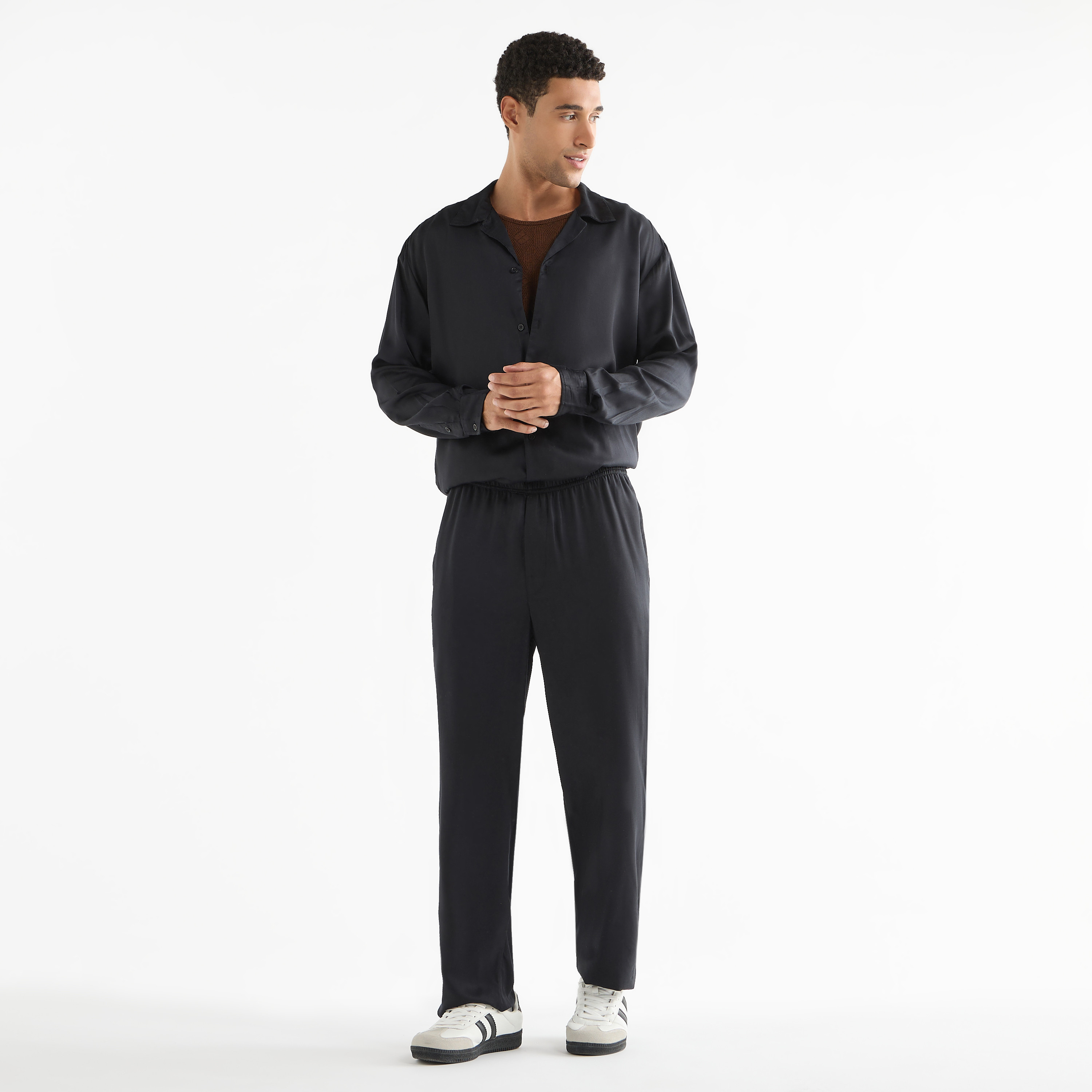 Solid Regular Fit Pants with Flexi Waist and Pockets-men-clothing-bottoms-joggers-image-2