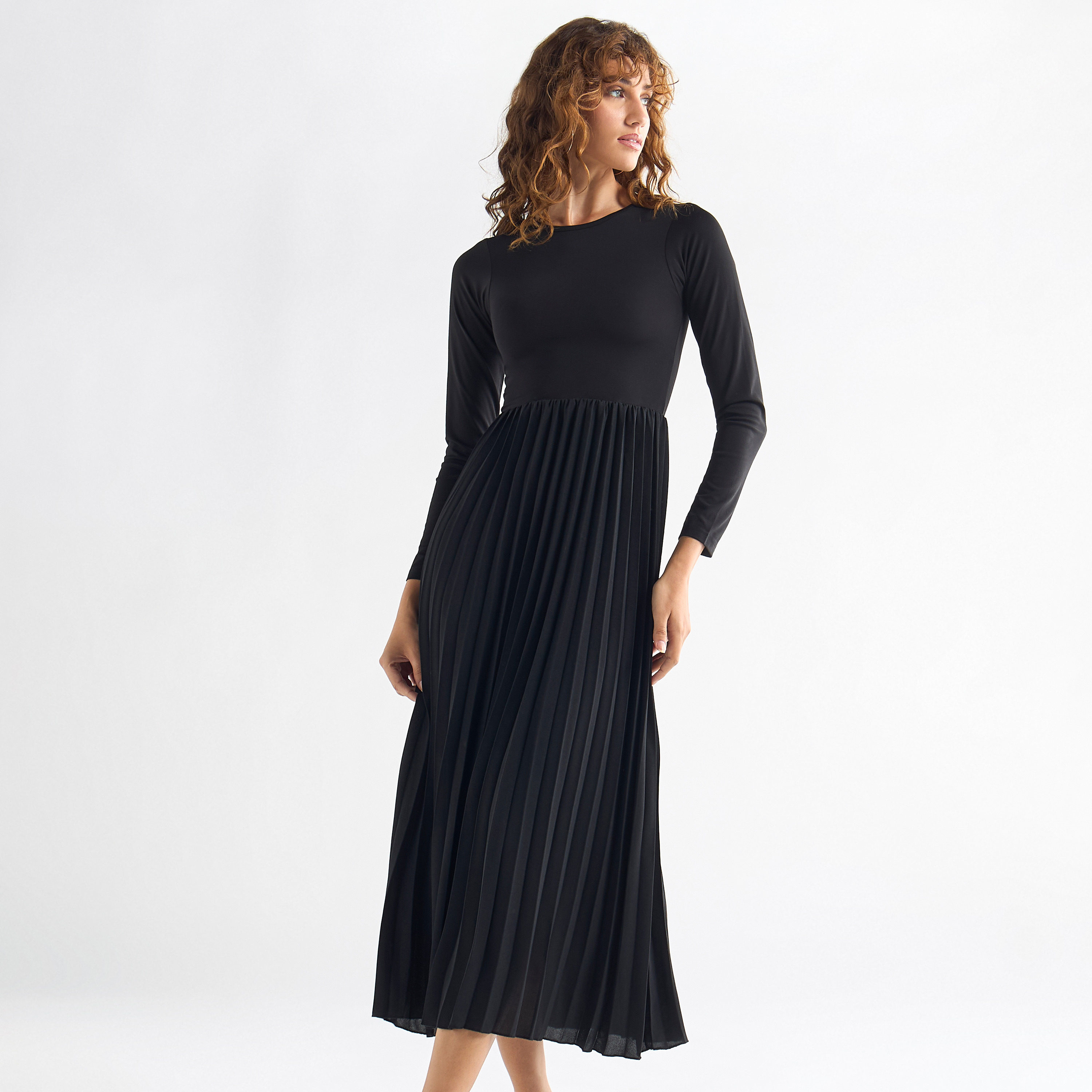 ClaSTEllaR PLEATED LONG DRESS 【公式通販】
