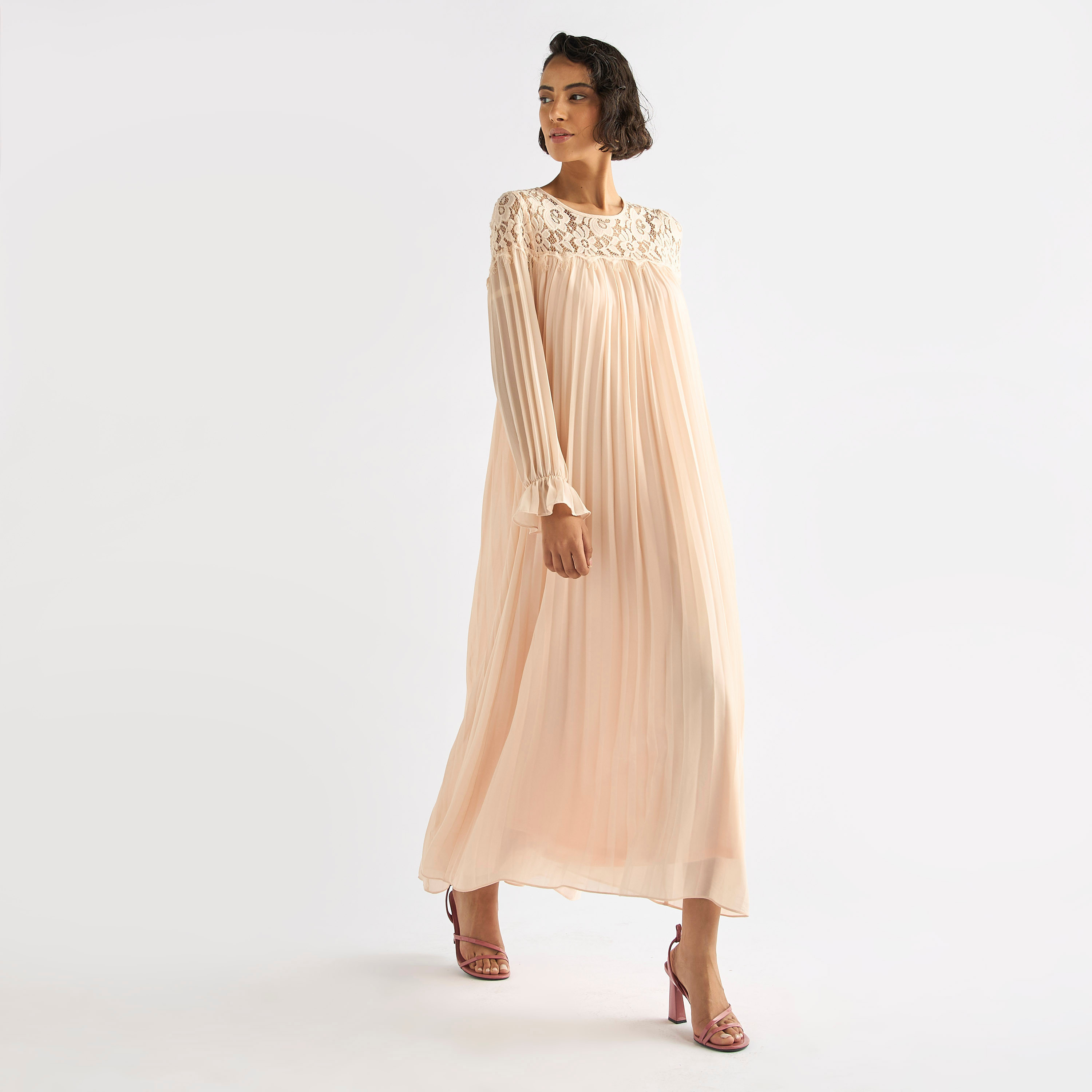 Maxi Dress Pleated Lace Dress Pleated Crochet Floral Maxi Dress