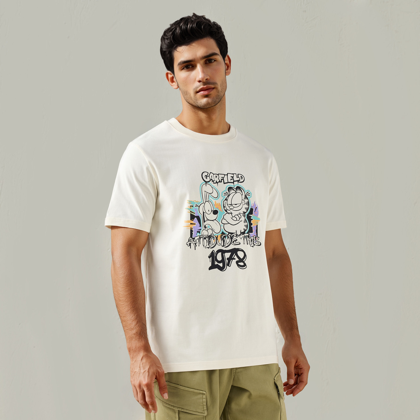 Garfield Print Crew Neck T-shirt with Short Sleeves-men-clothing-tshirtsandpolos-tshirts-image-1