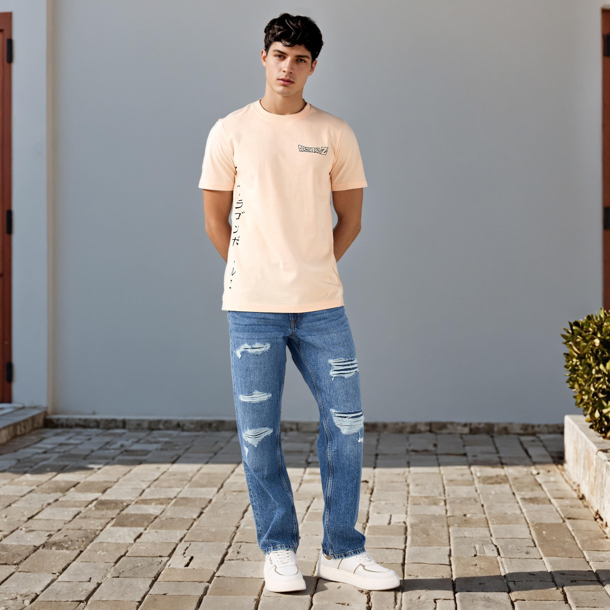 تيشيرت بياقة ضيقة وطبعات-men-clothing-tshirtsandpolos-tshirts-image-2