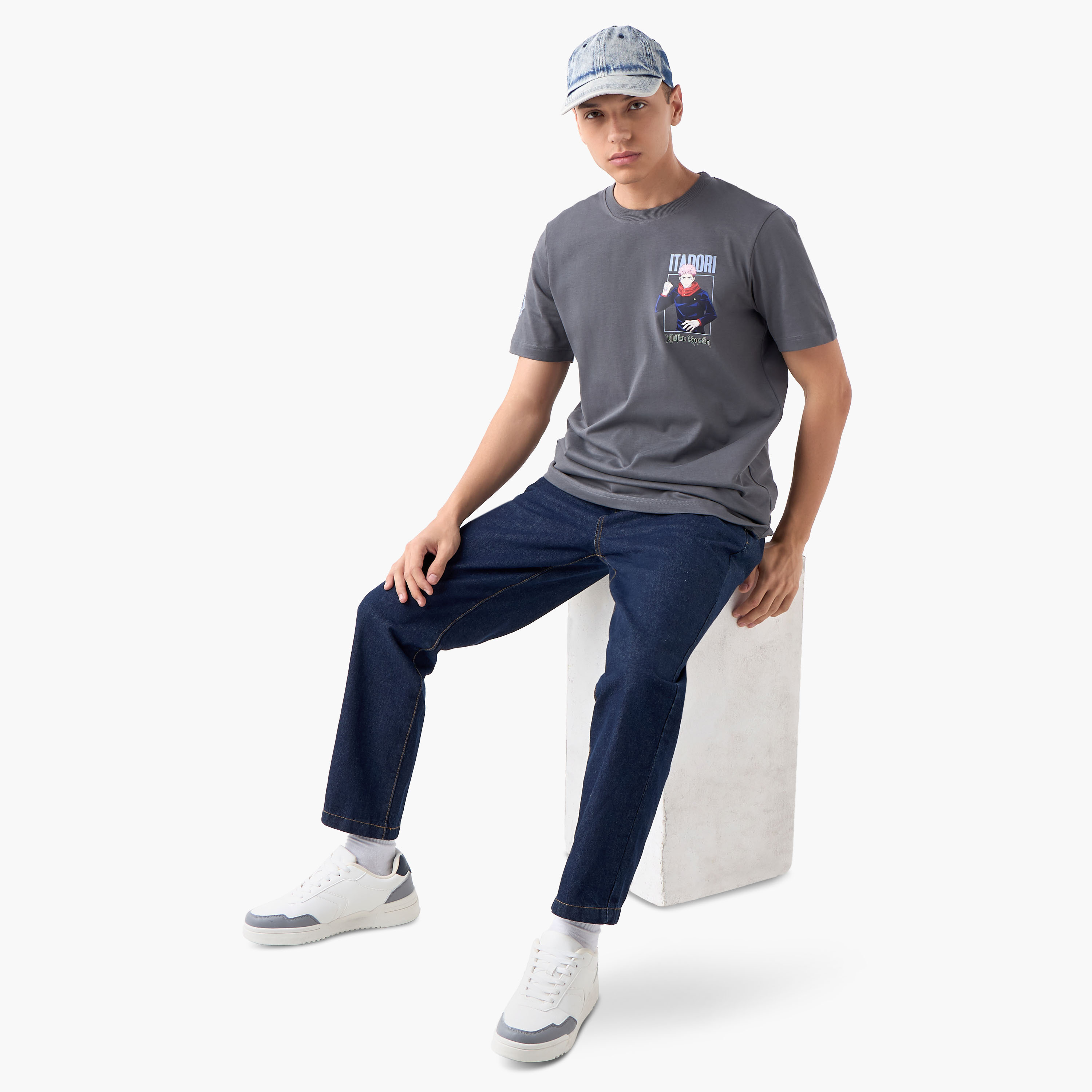 Anime Print T-shirt with Crew Neck-men-clothing-tshirtsandpolos-tshirts-image-2