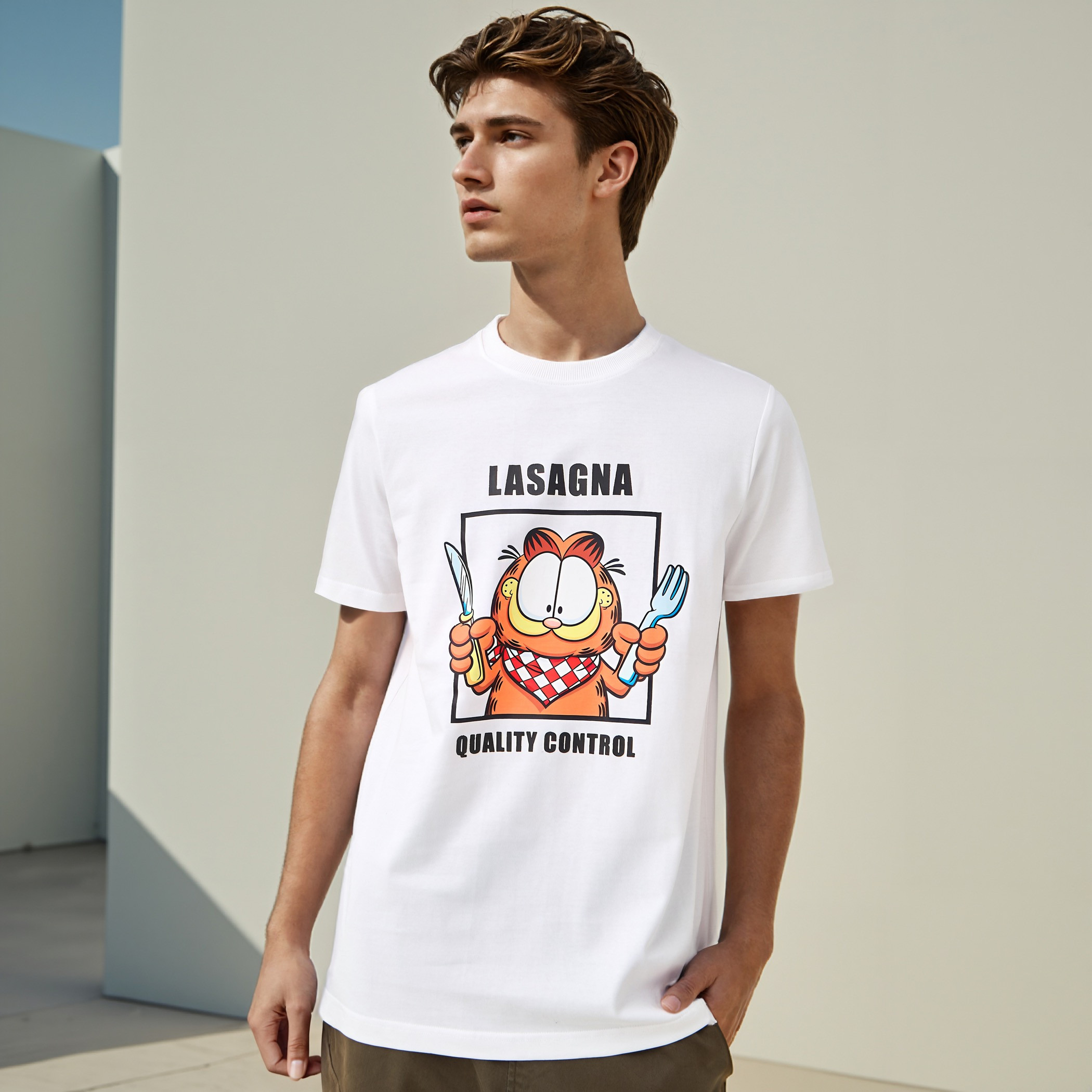 Garfield Print T-shirt with Crew Neck and Short Sleeves-men-clothing-tshirtsandpolos-tshirts-image-1