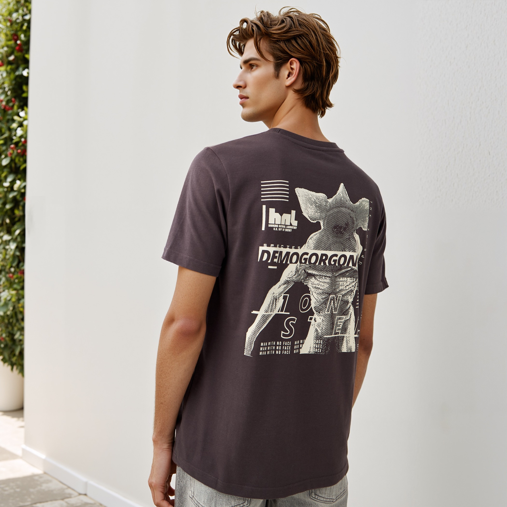 Stranger Things Print T-shirt with Crew Neck-men-clothing-tshirtsandpolos-tshirts-image-1