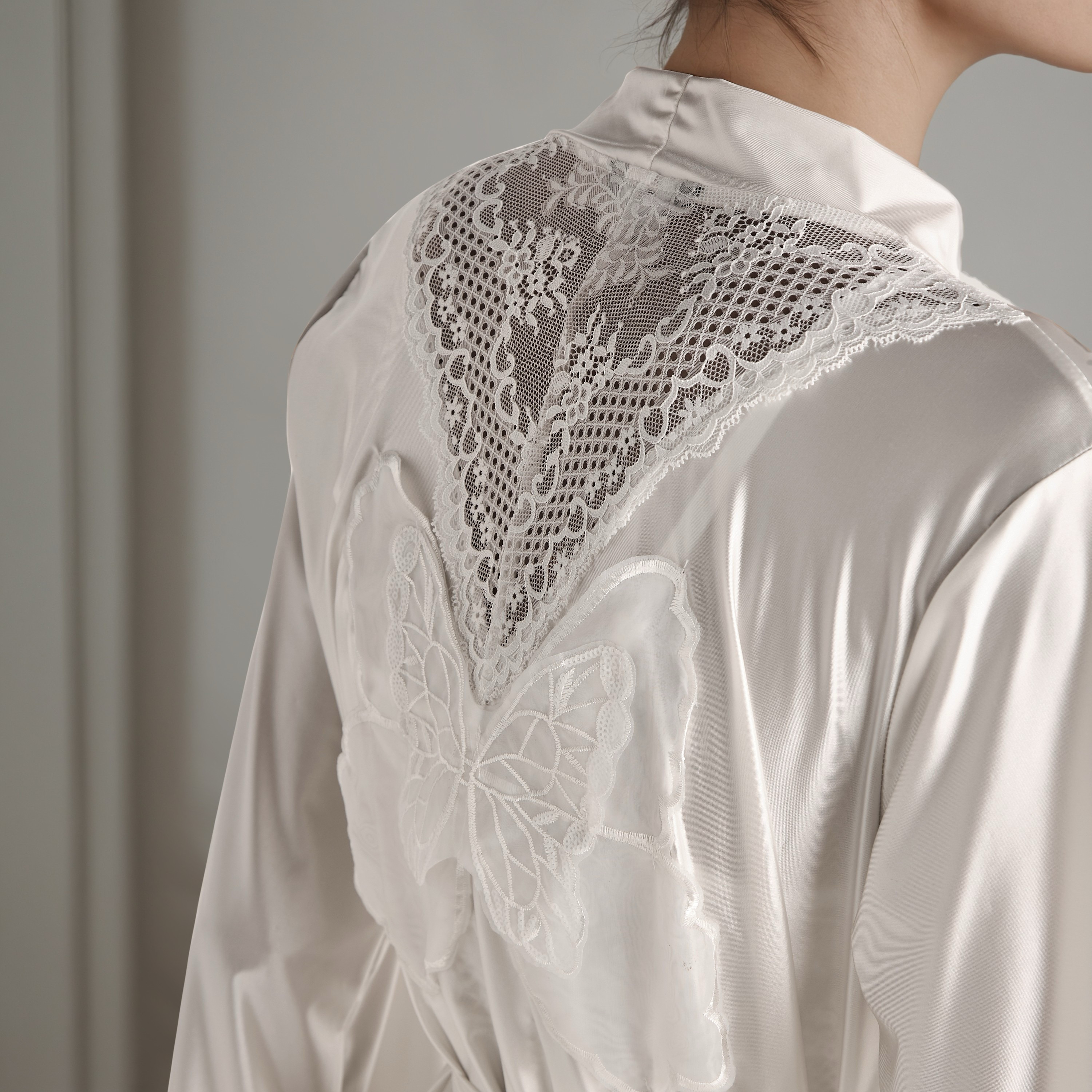 Lace Panel Asymmetric Bridal Night Gown with Robe-women-clothing-nightwear-robes-image-6