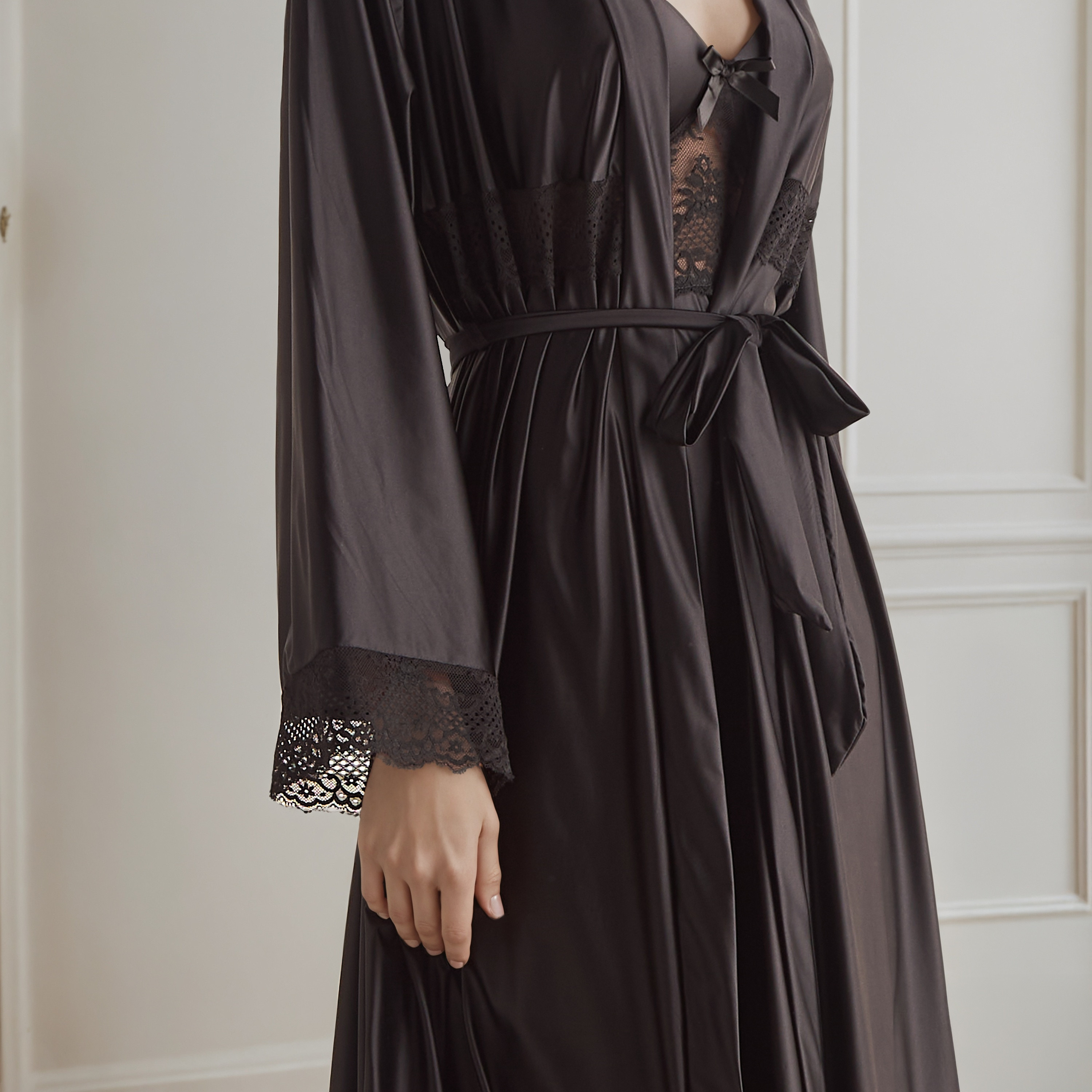Lace Panel Asymmetric Bridal Night Gown with Robe-women-clothing-nightwear-robes-image-4