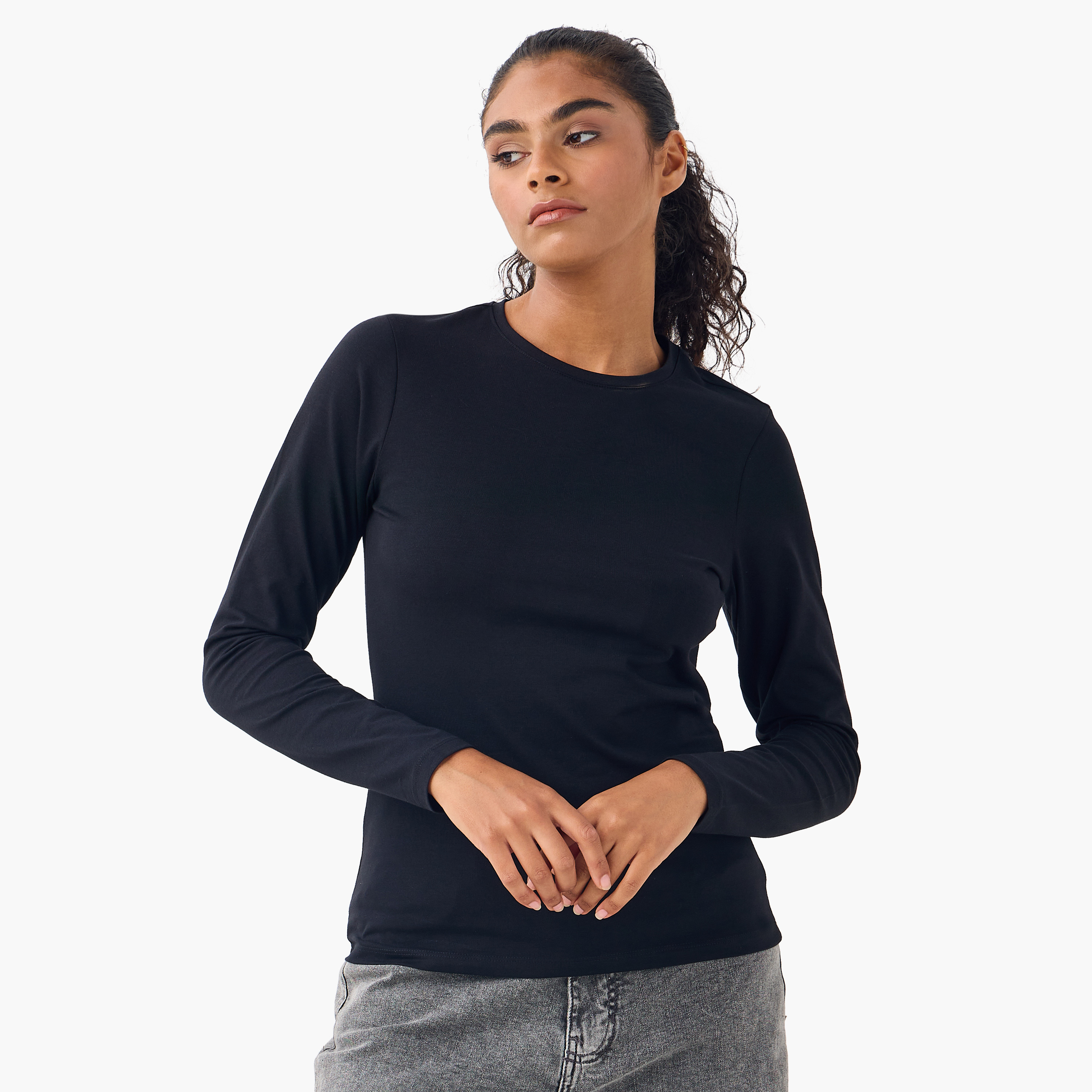 تيشيرت بياقة ضيقة - طقم من 2-women-clothing-tshirts-image-4