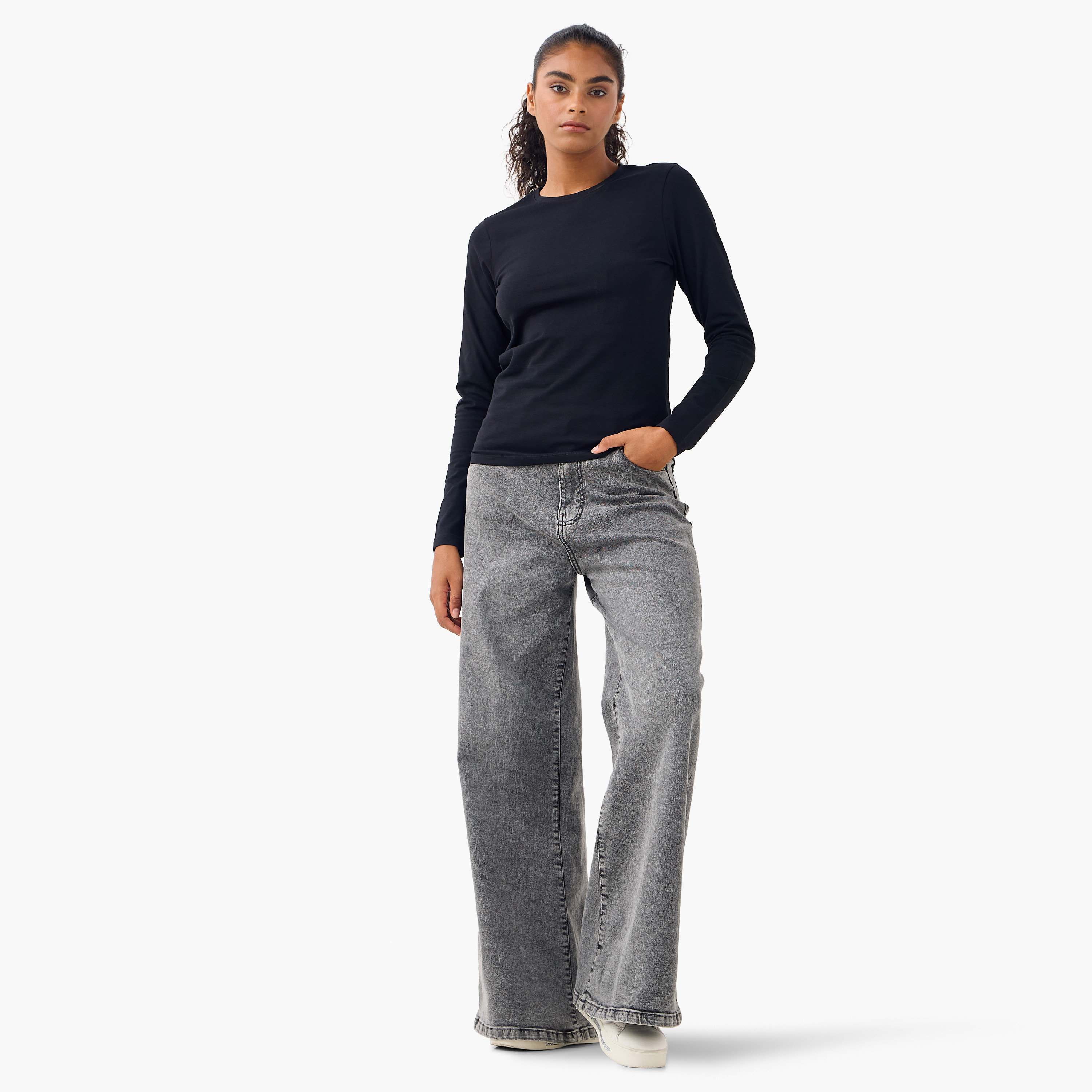 تيشيرت بياقة ضيقة - طقم من 2-women-clothing-tshirts-image-7