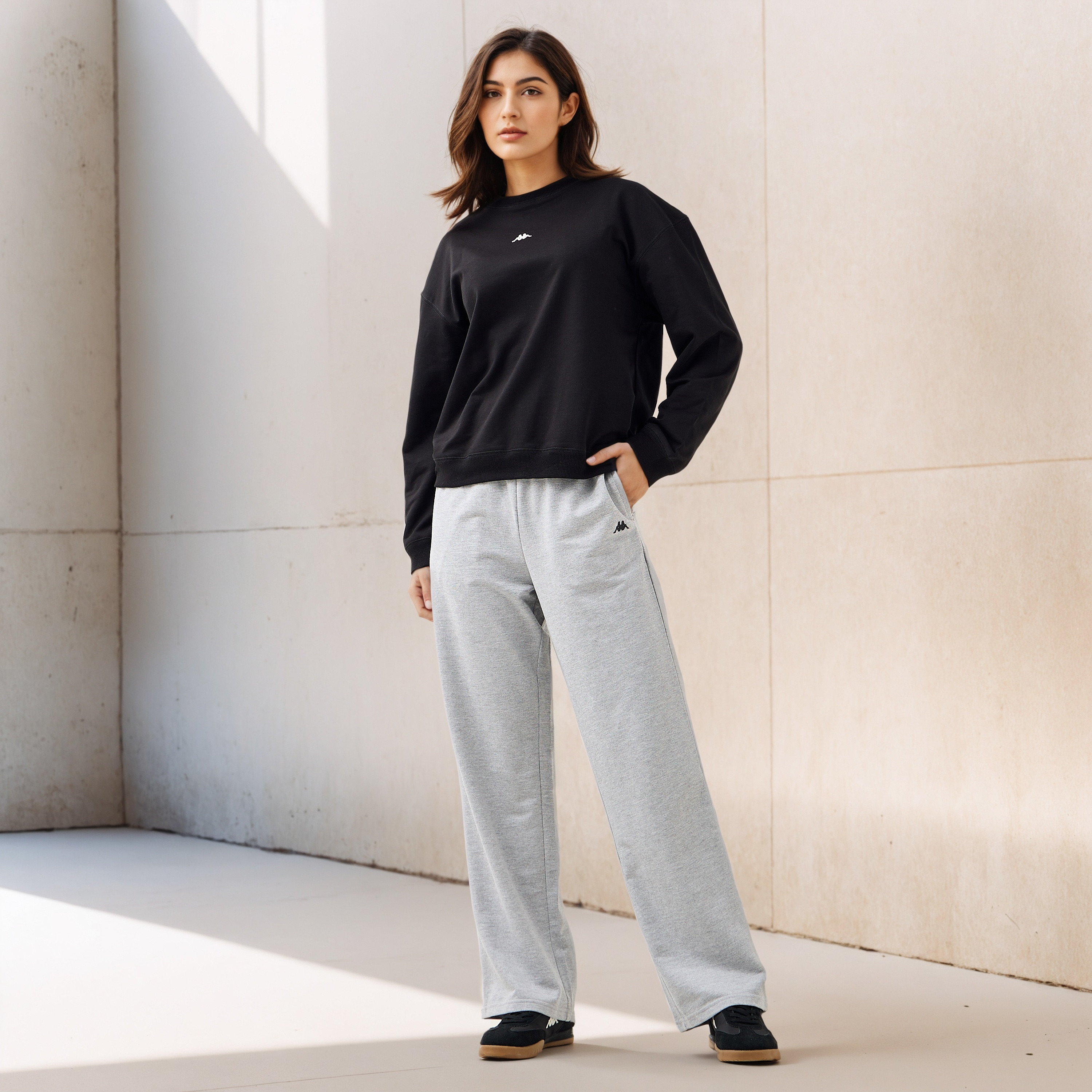 Kappa Relaxed Fit Sweatshirt-women-clothing-hoodiesandsweatshirts-sweatshirts-image-2