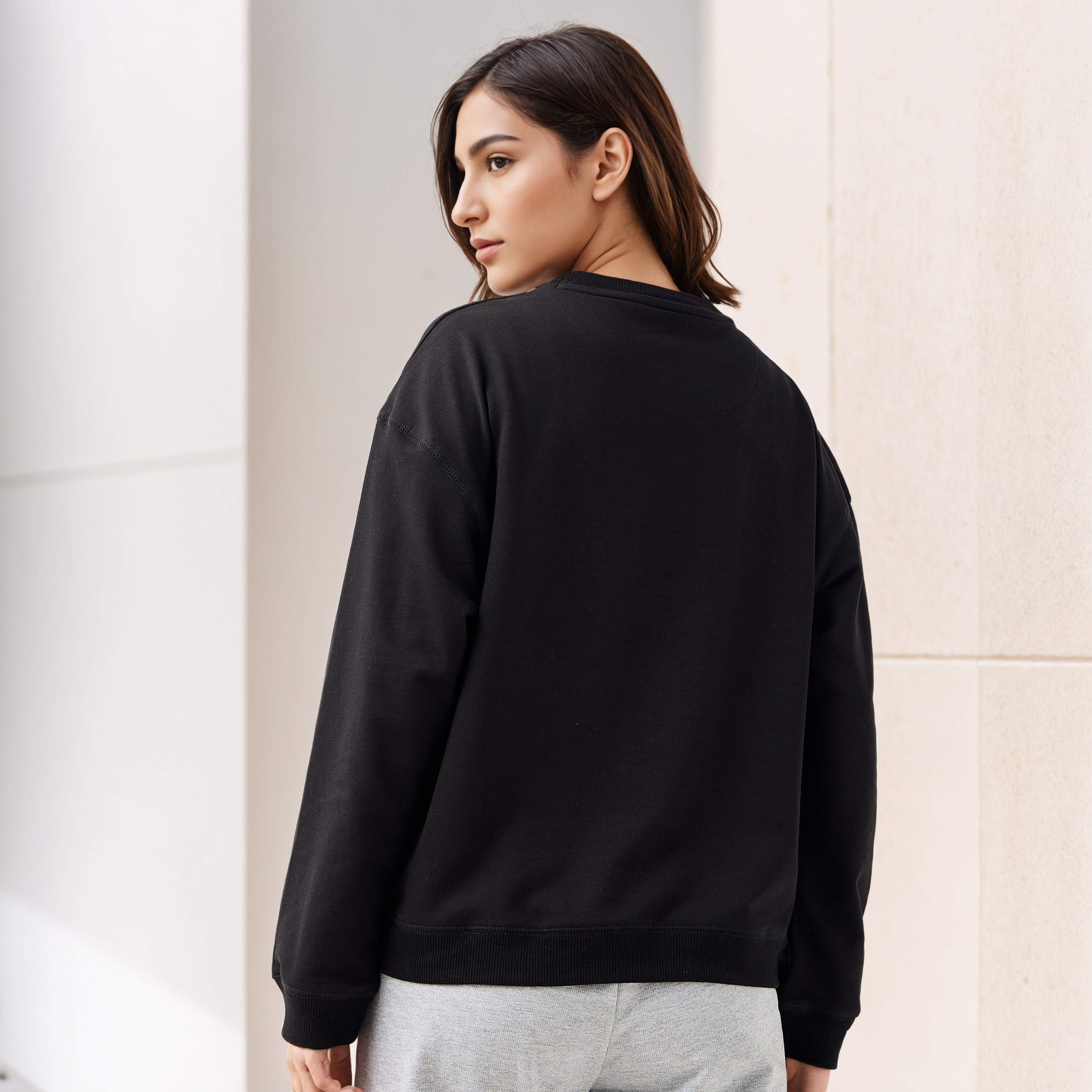 Kappa Relaxed Fit Sweatshirt-women-clothing-hoodiesandsweatshirts-sweatshirts-image-3