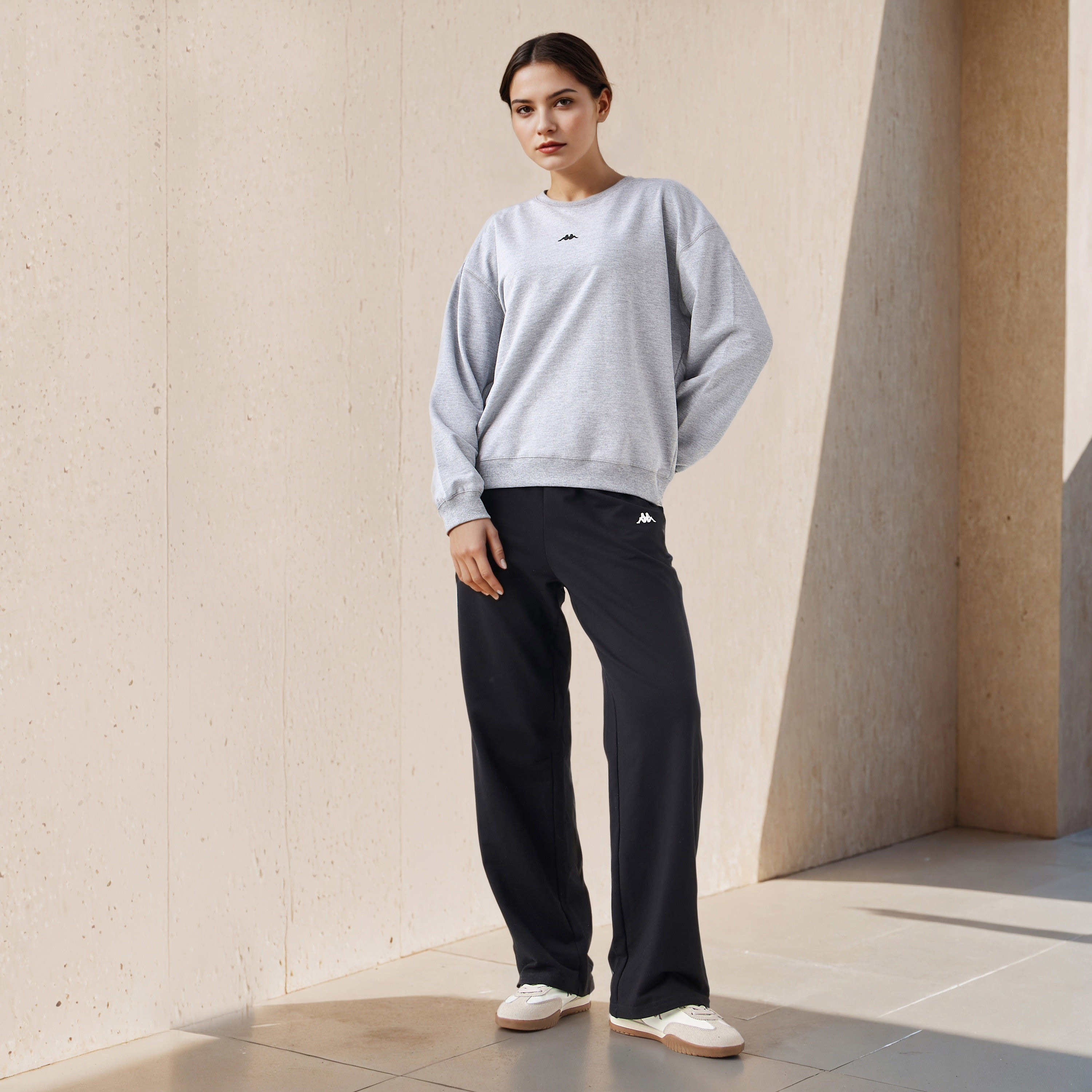 Kappa Relaxed Fit Sweatshirt-women-clothing-sportswearandactivewear-hoodiesandsweatshirts-image-2